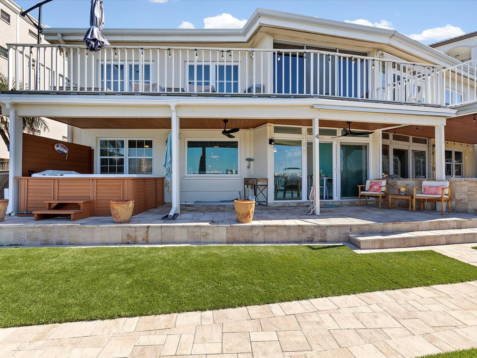 205 Dolphin Point, FL
