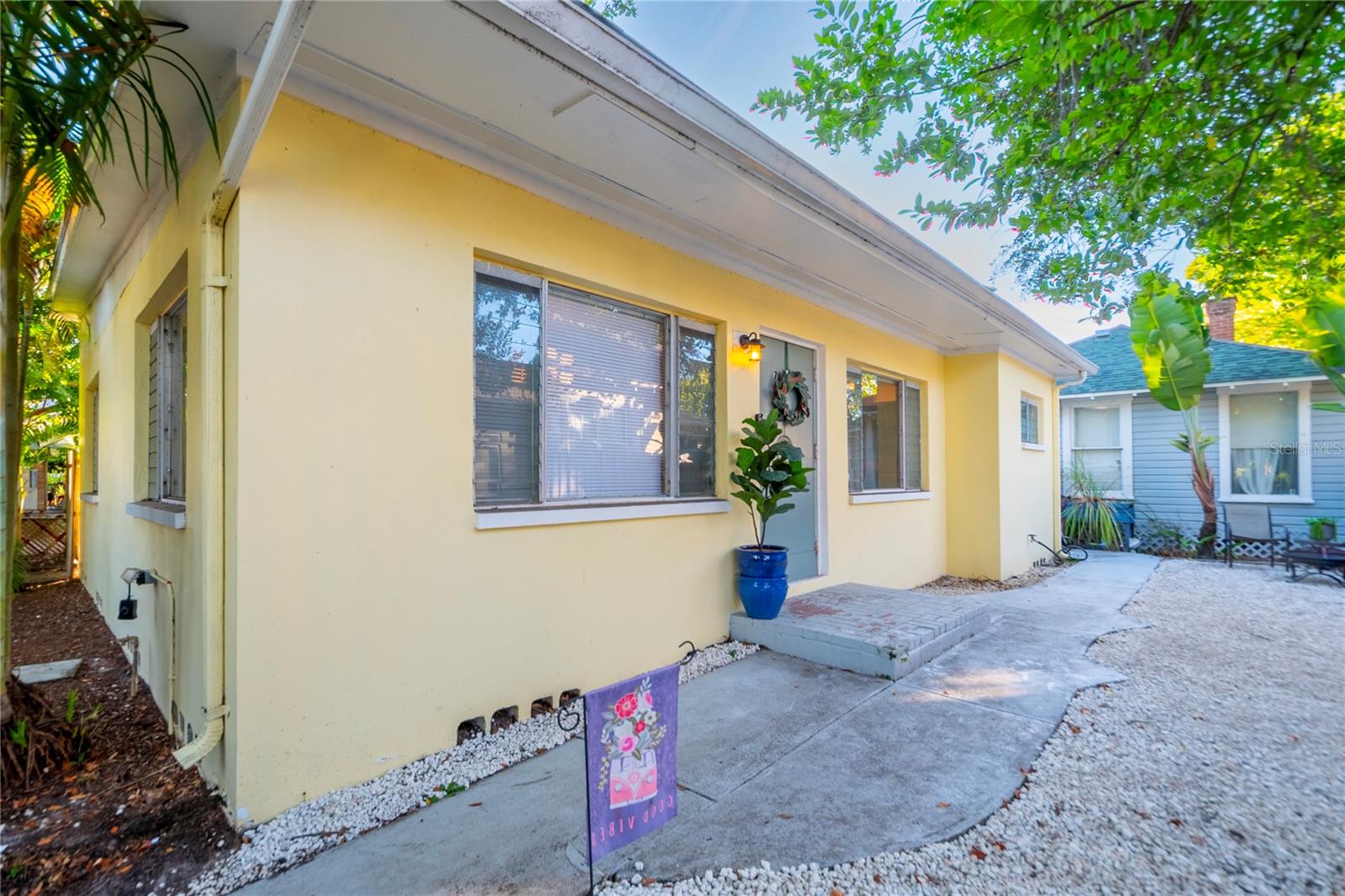 720 - 724 7th St N, FL