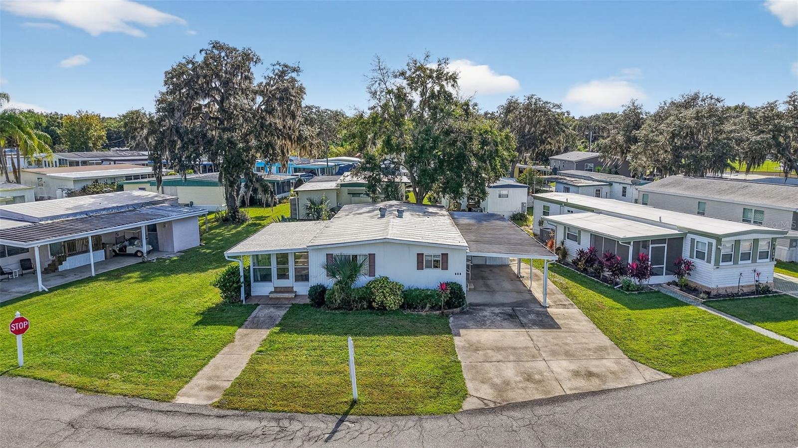 563 Tammi Dr, FL