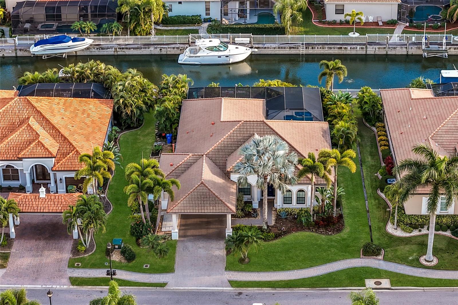 525 Mast Drive, FL