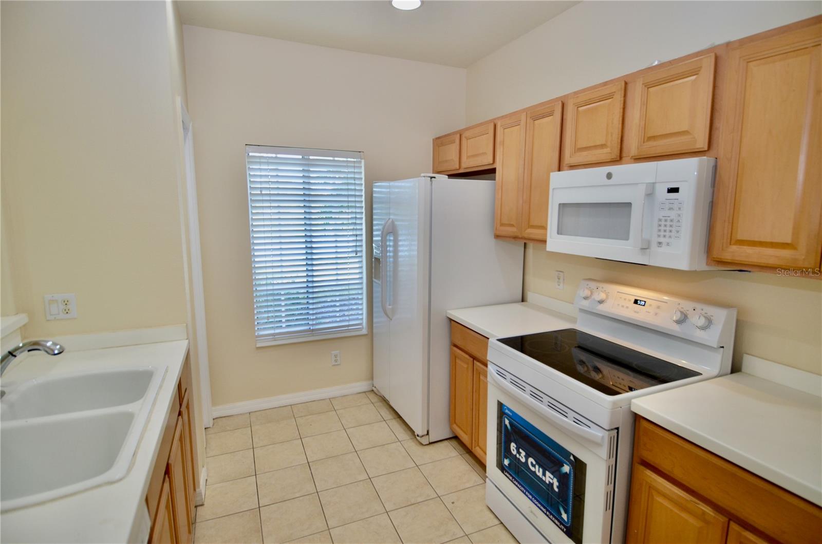238 Cape Harbour Loop, FL