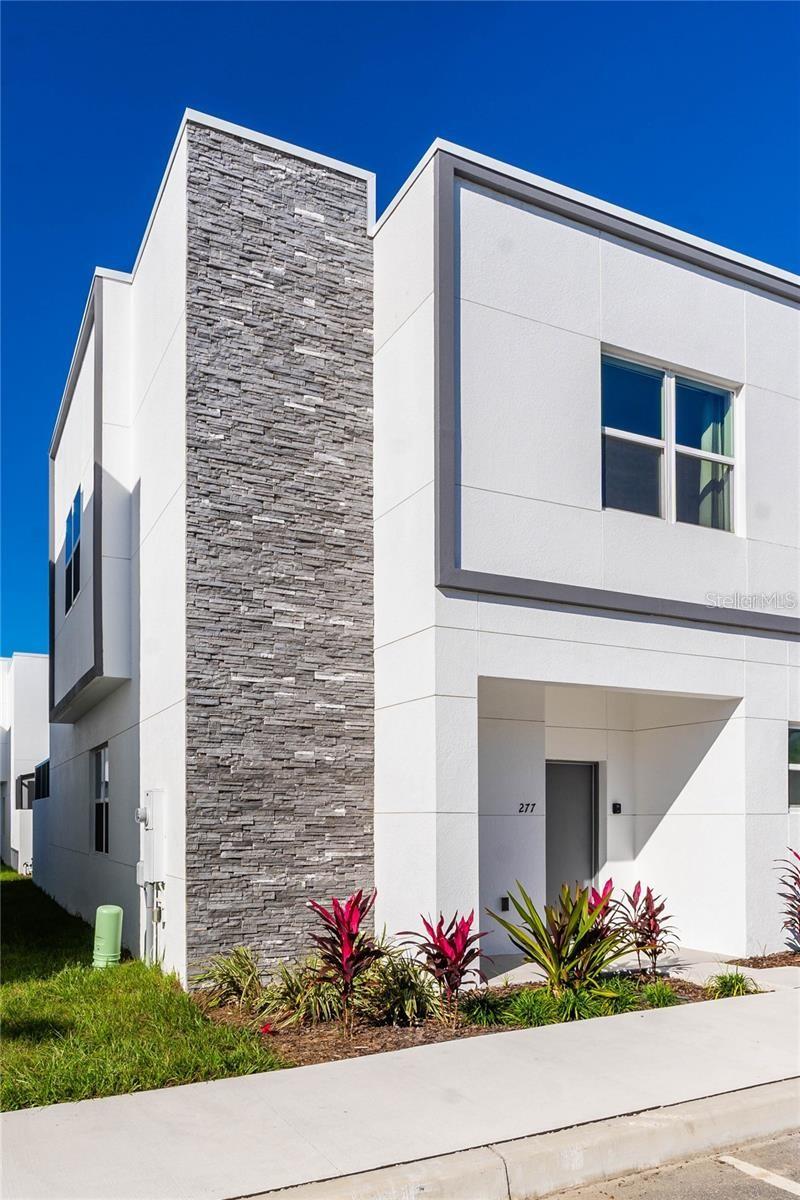 392 Famagusta Drive, FL