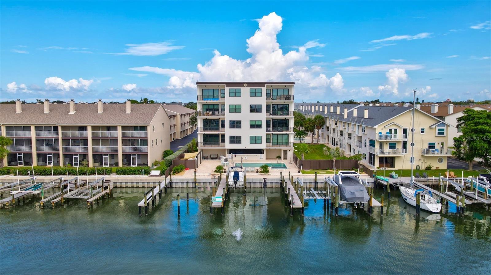 455 Pinellas Bayway S #2a, FL