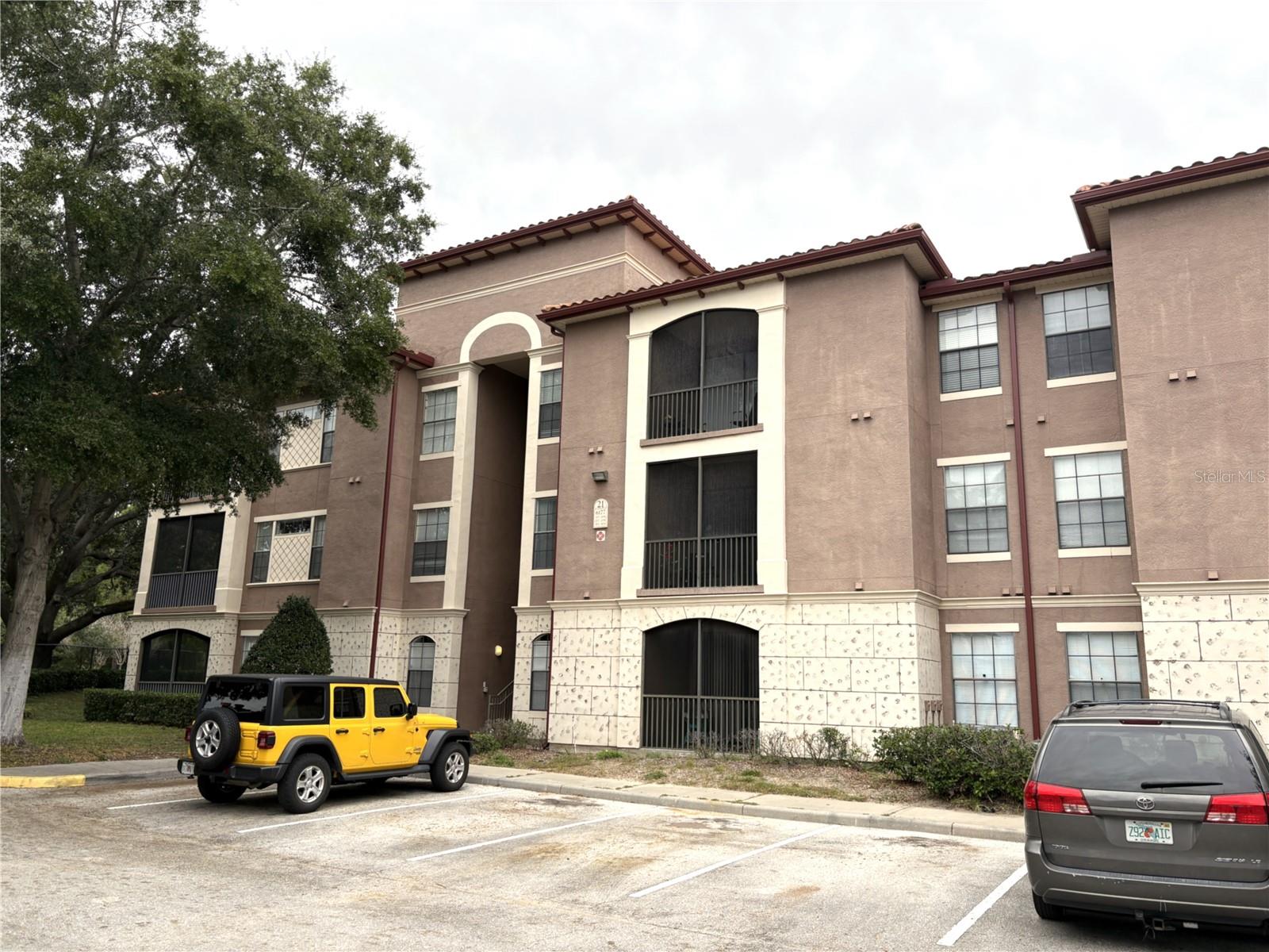 6177 Metrowest Boulevard, FL