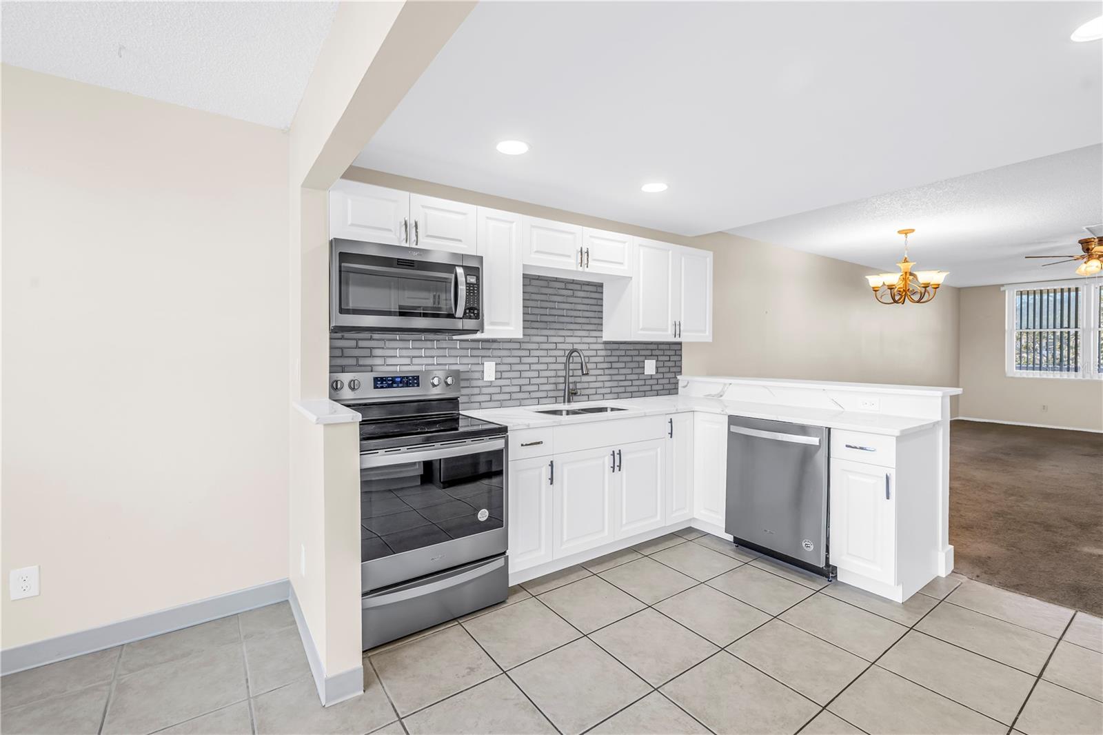 5095 Bay Street, FL