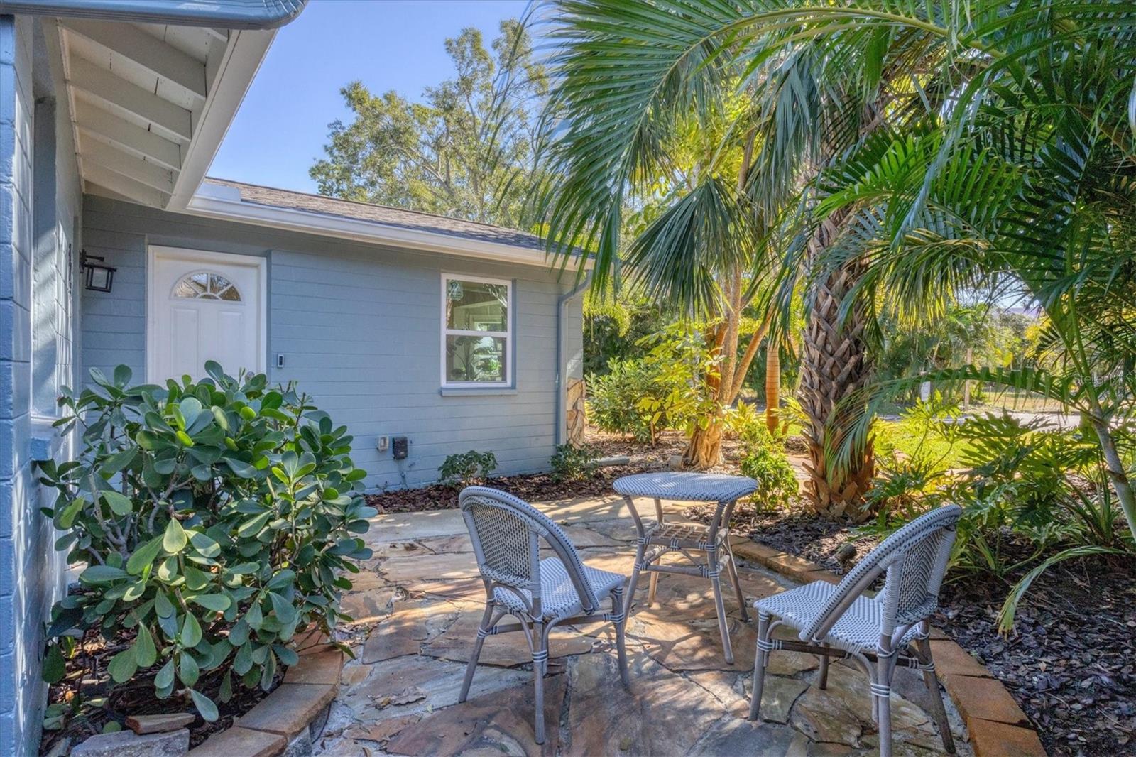 4737 Del Rio Way, FL