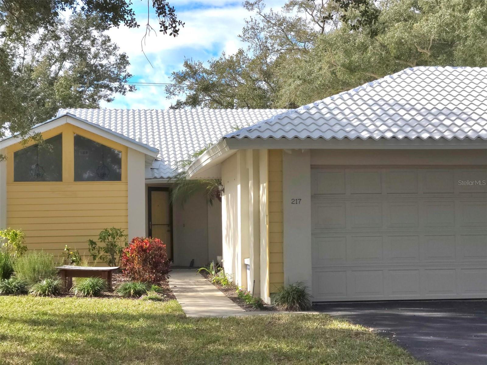 217 Southampton Drive, FL