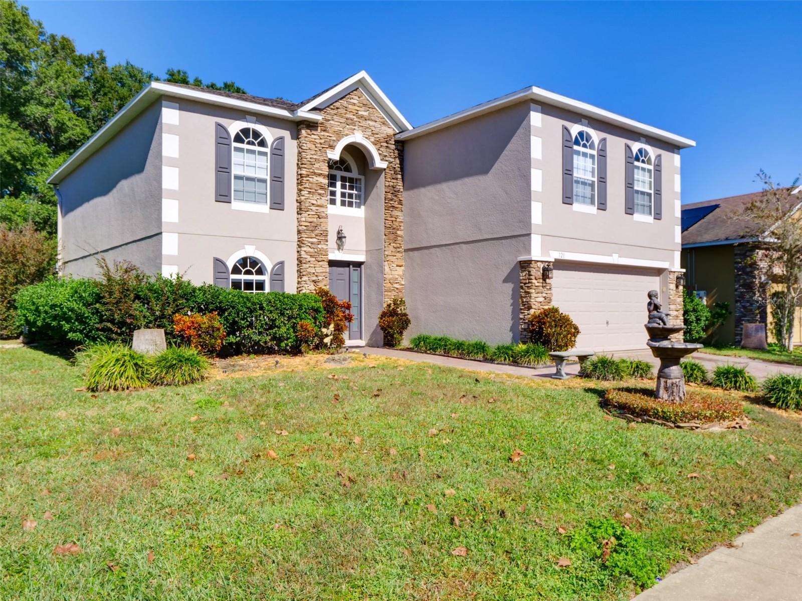 121 Fiesta Key Loop, FL