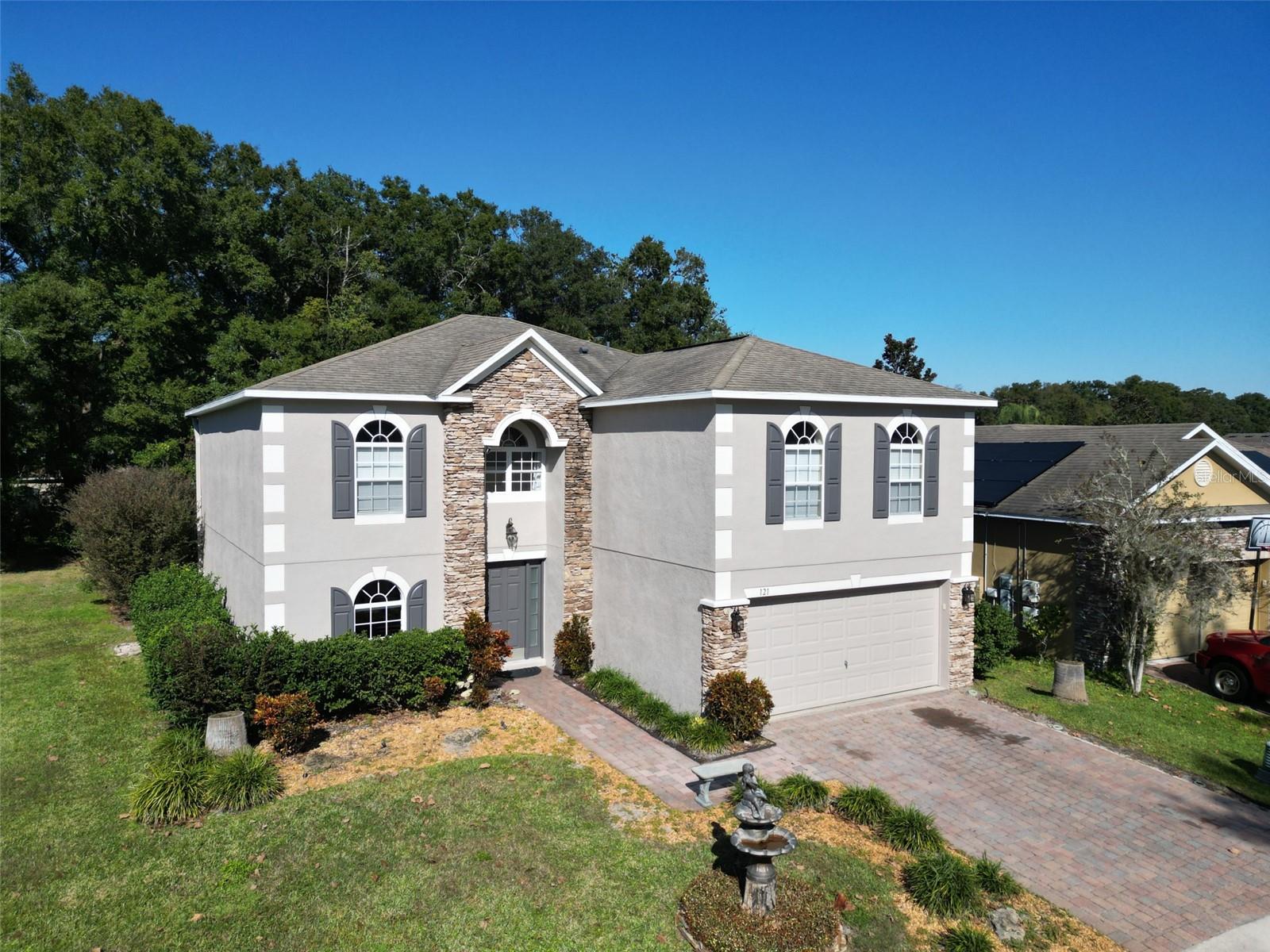 121 Fiesta Key Loop, FL
