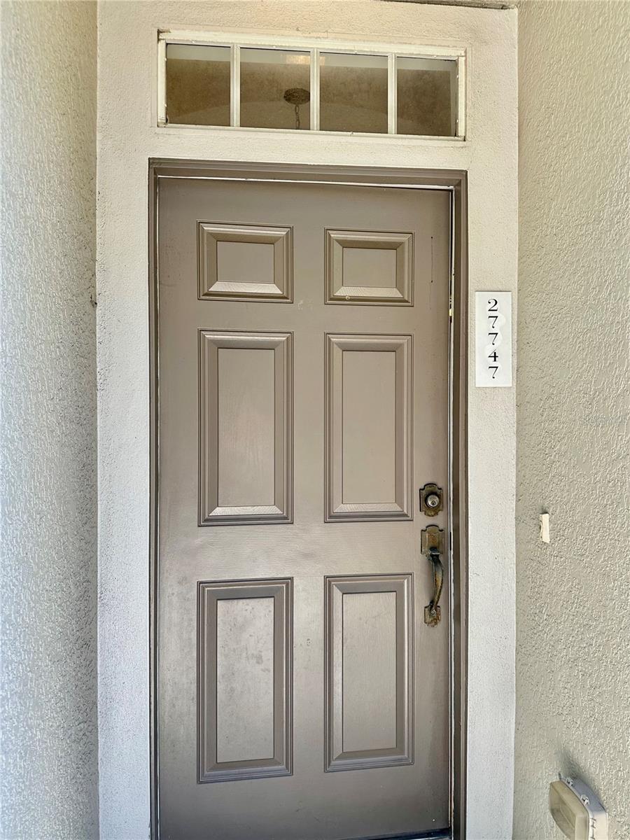 27747 Pleasure Ride Loop, FL