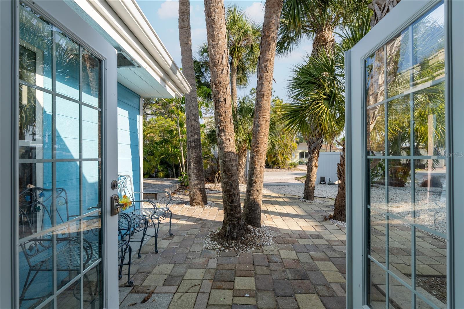 604 Avenida De Mayo, FL