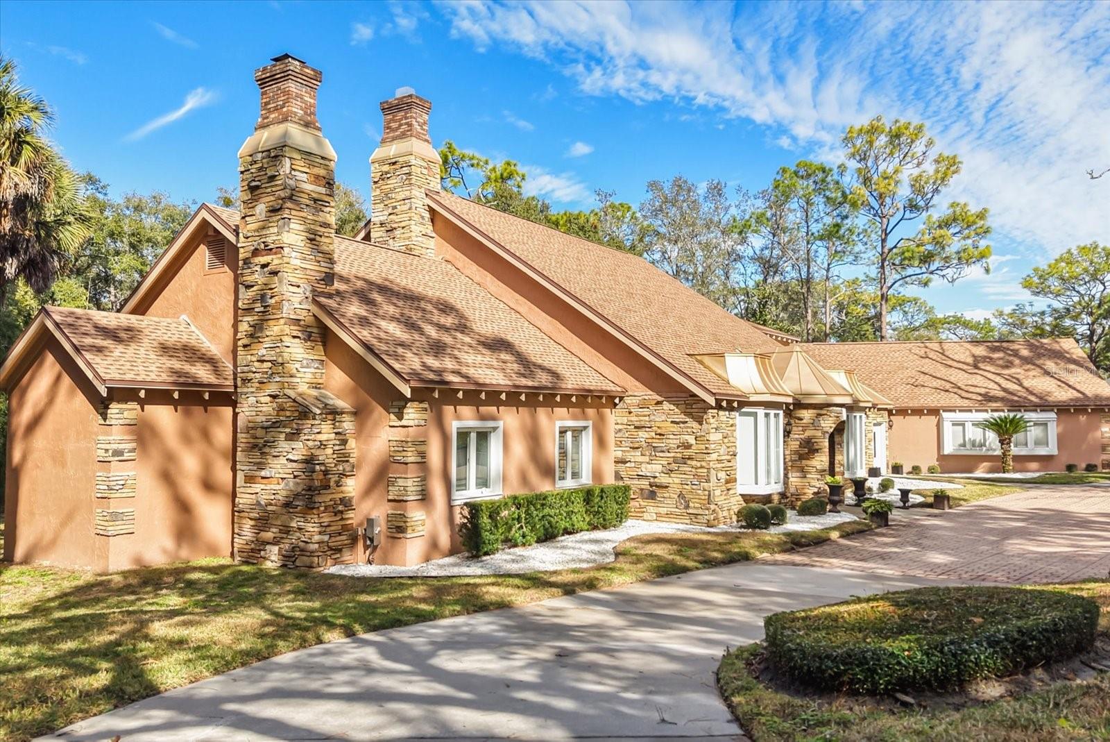 301 Magnolia Lake, FL