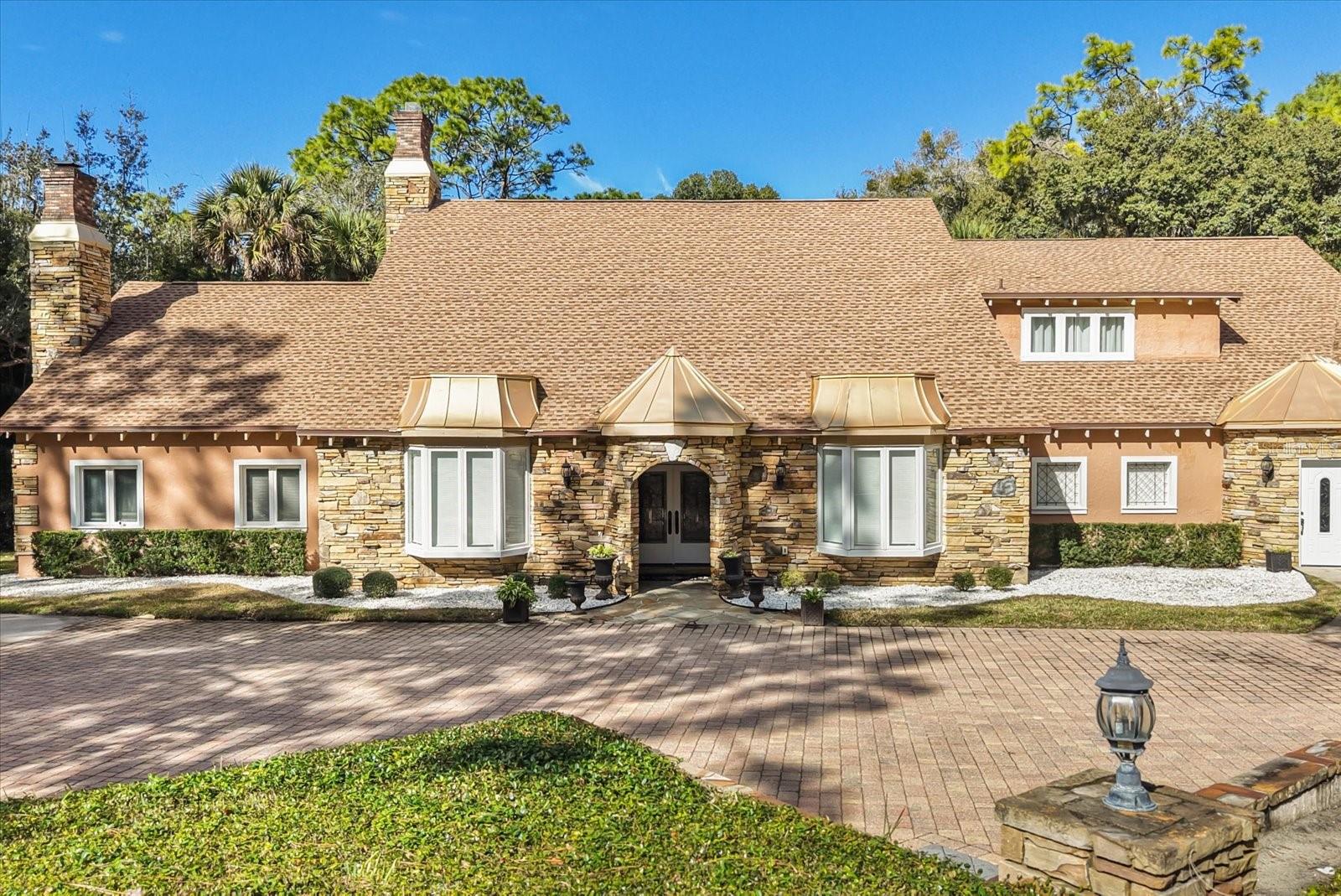 301 Magnolia Lake, FL