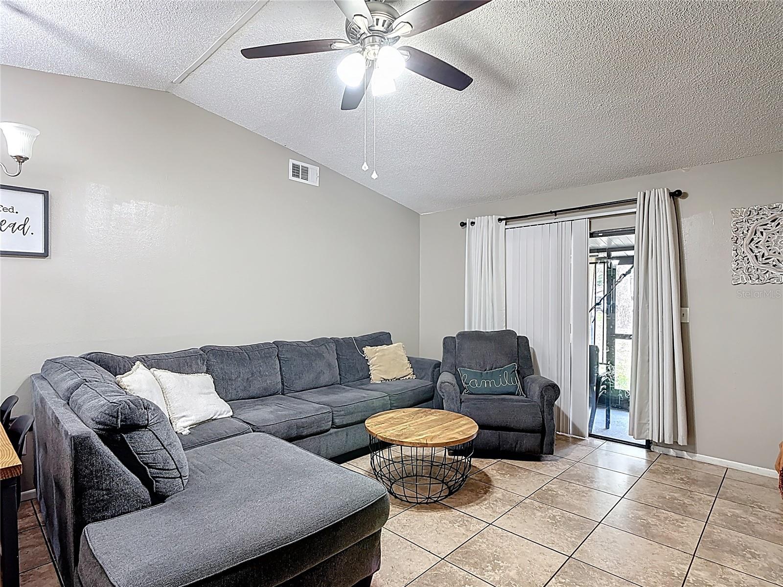 1803 Foxhall Circle, FL