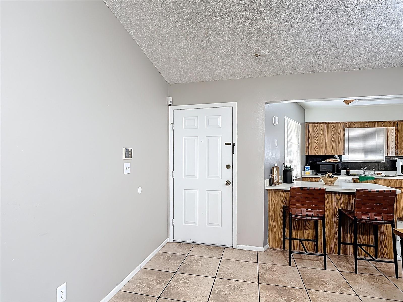 1803 Foxhall Circle, FL