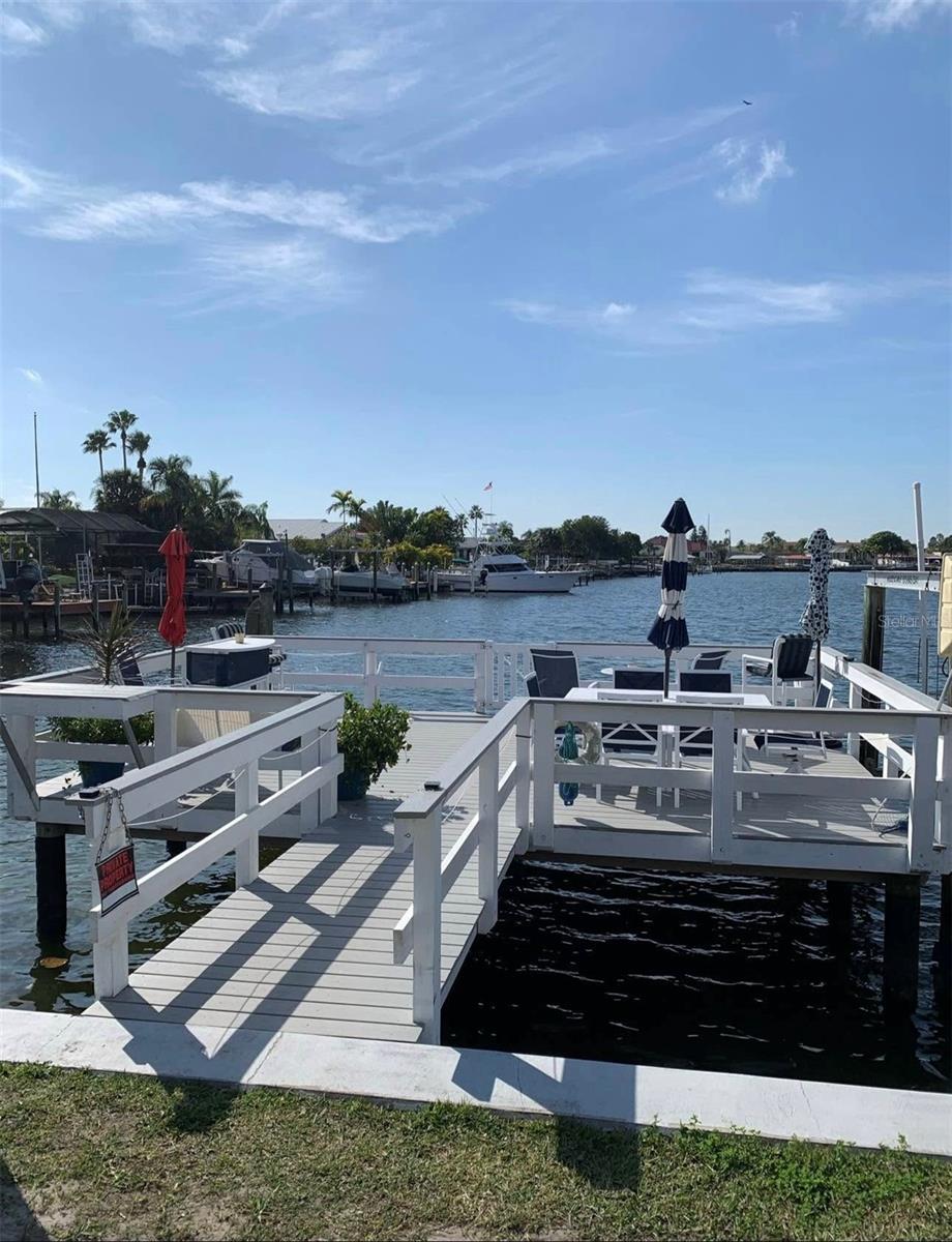 960 Apollo Beach Boulevard, FL