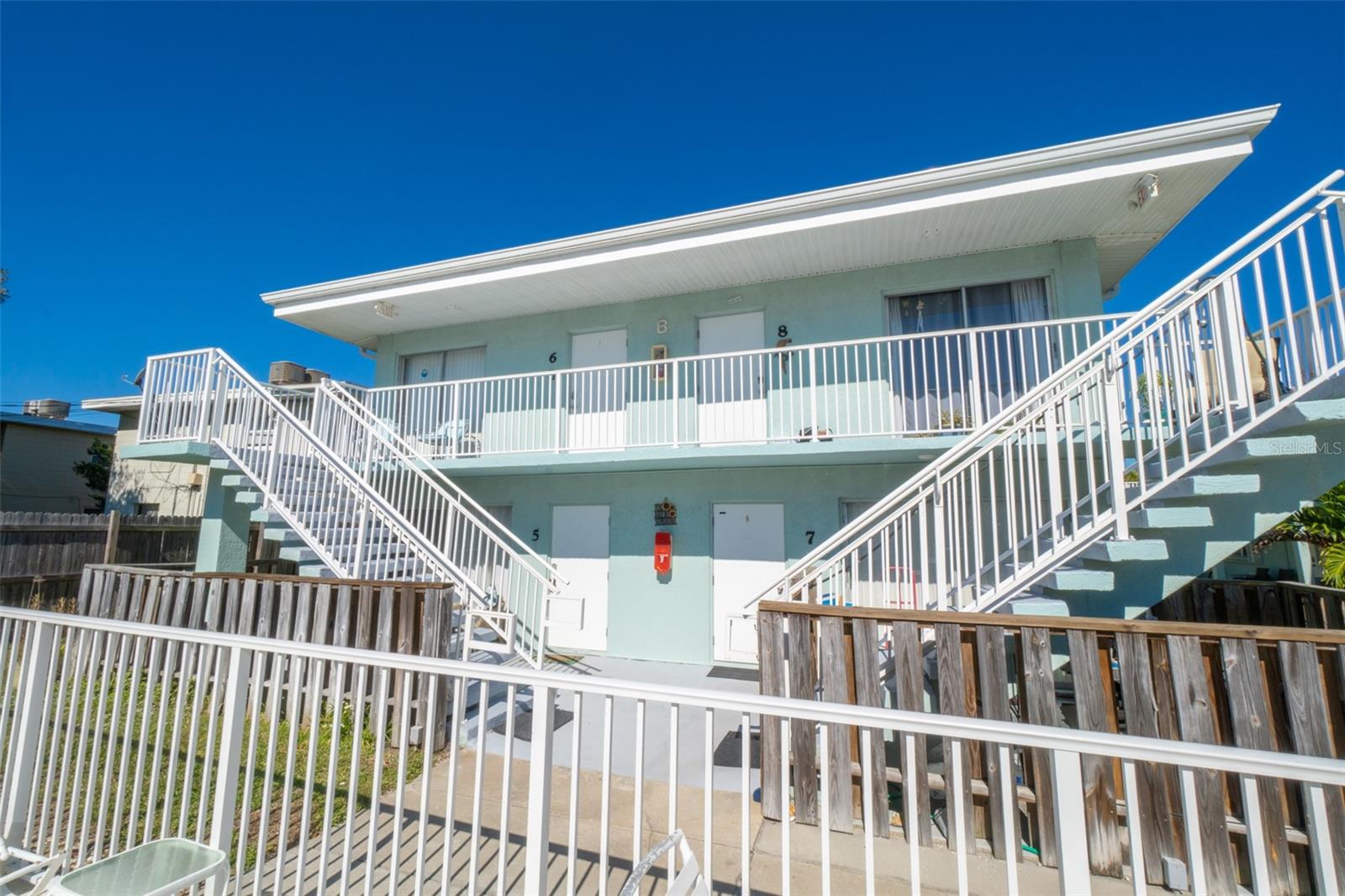 425 Harrison Ave #6-2, FL