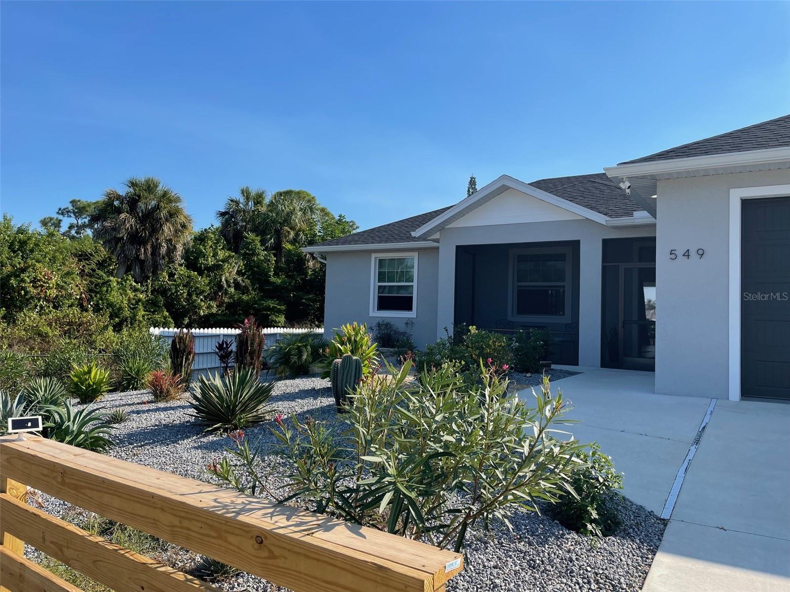 549 Tarpon Boulevard, FL