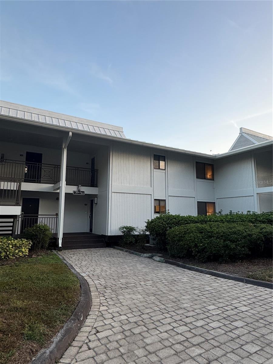 4786 Fox Hunt Drive, FL