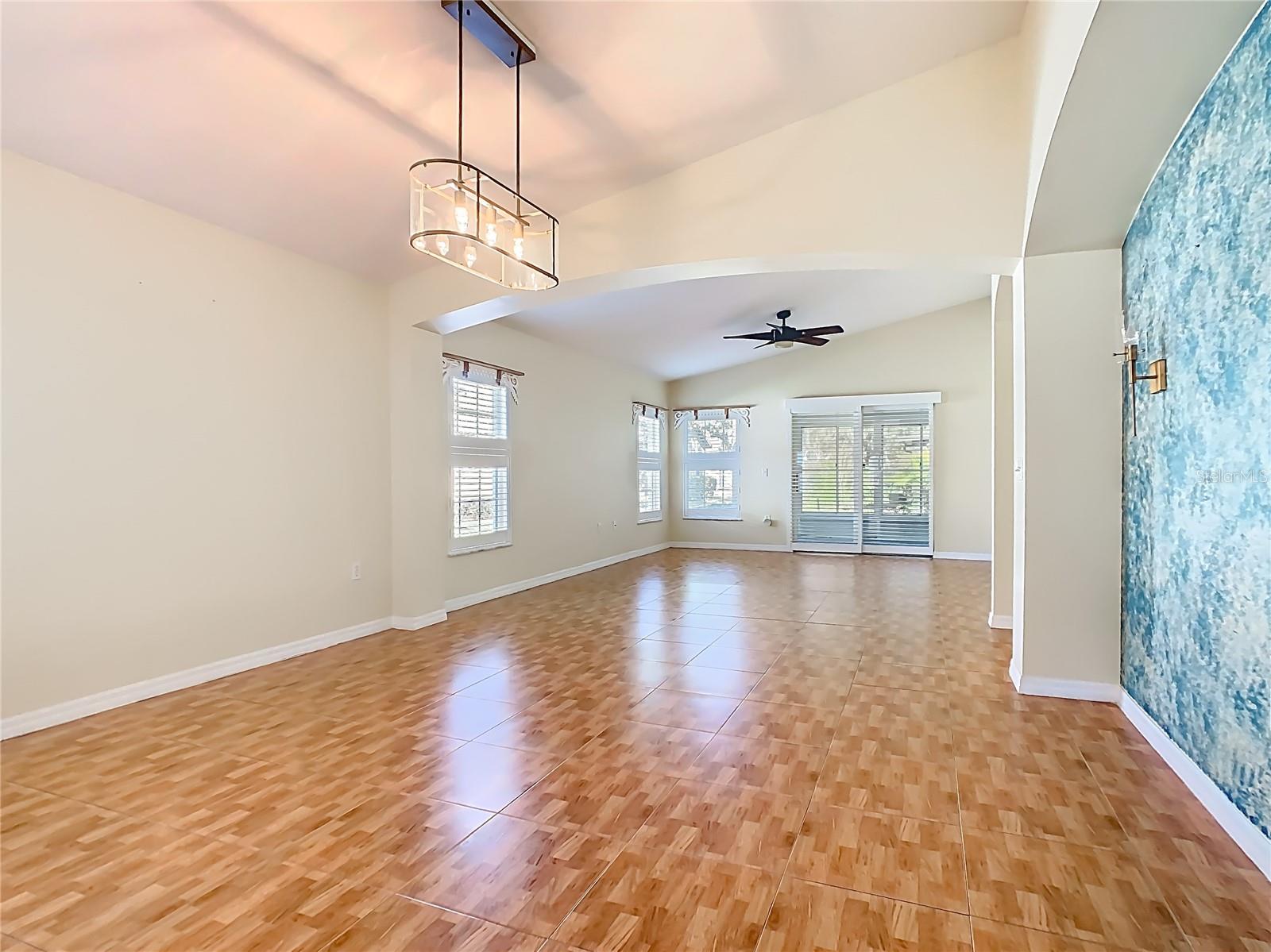 205 Bell Tower Crossing West, FL