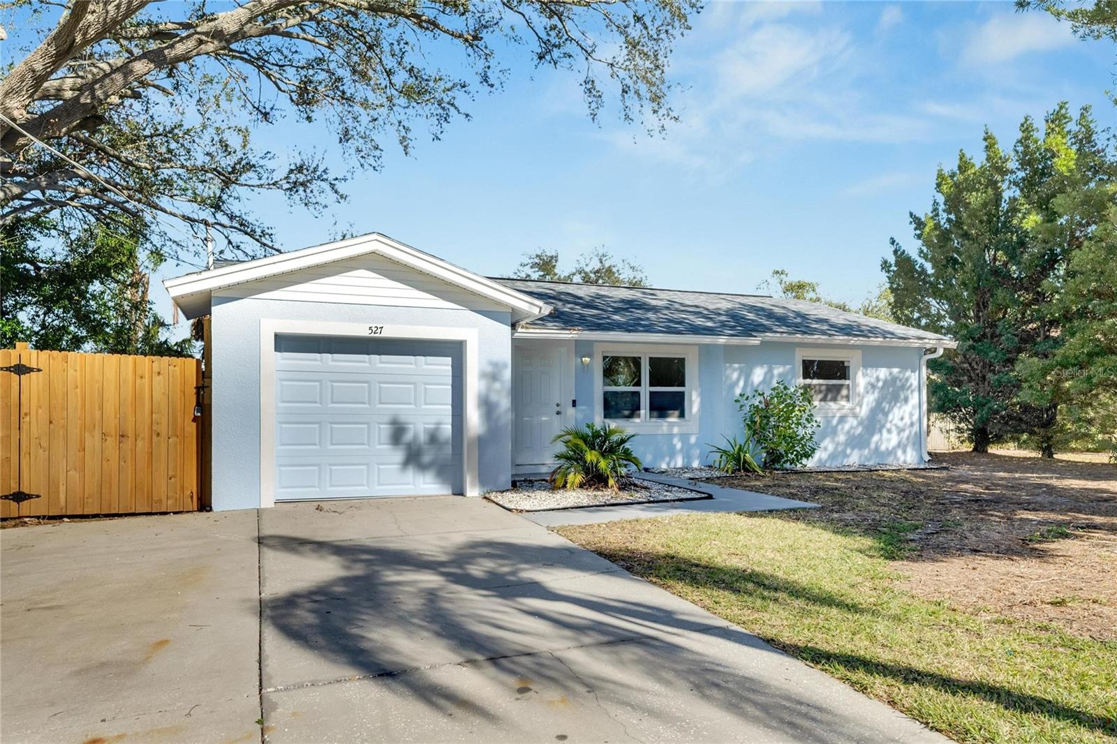 527 Fox Run Trail, FL