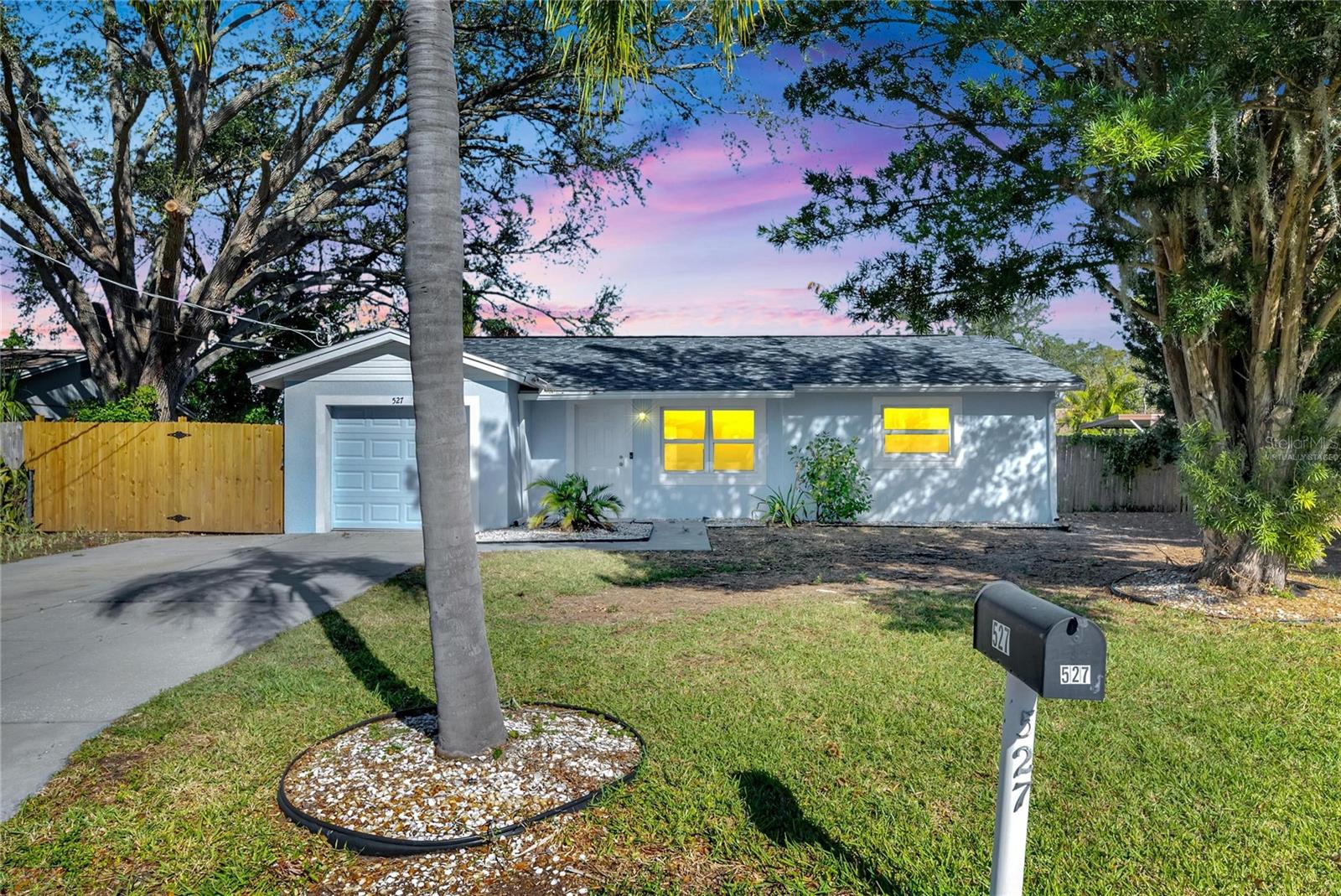 527 Fox Run Trail, FL