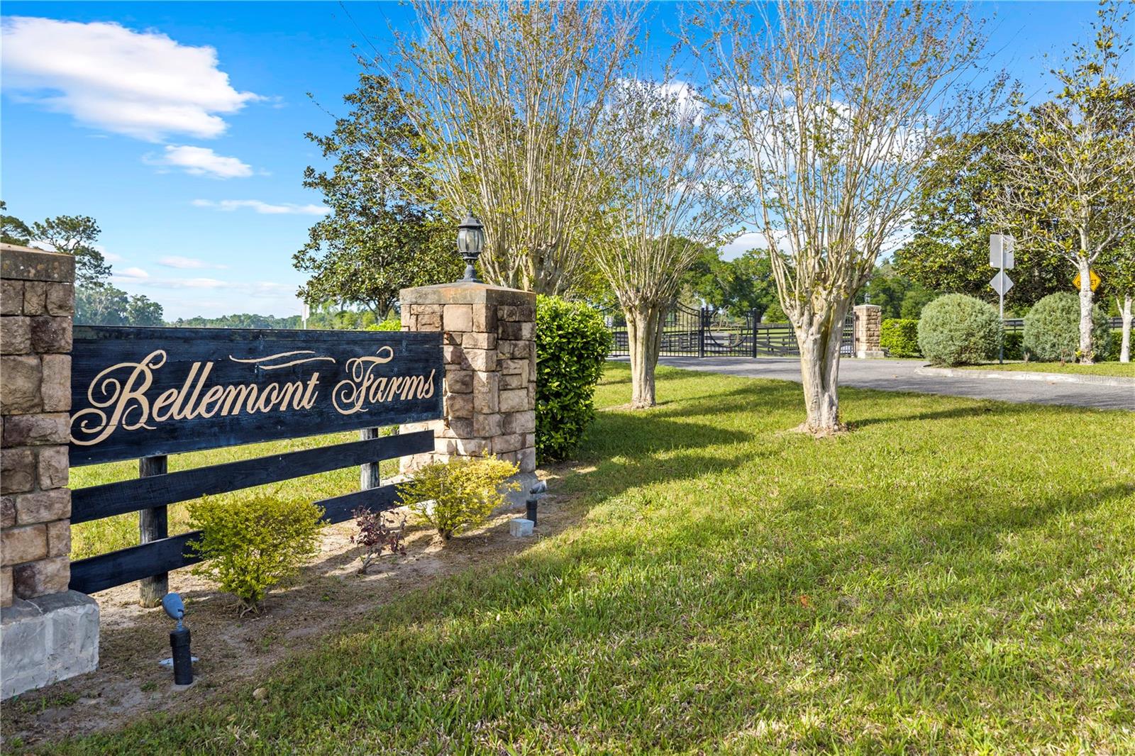 1345 Ne 155 Place, FL