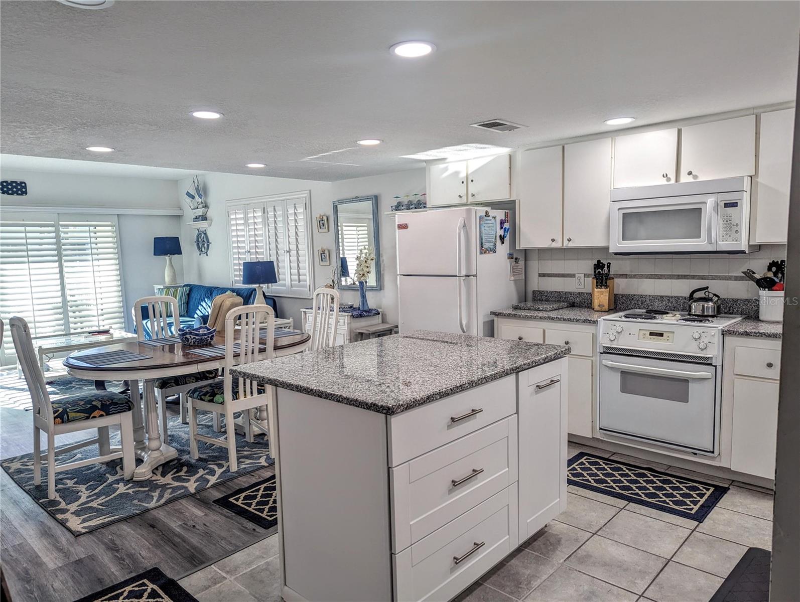 815 Ocean Shore Boulevard, FL