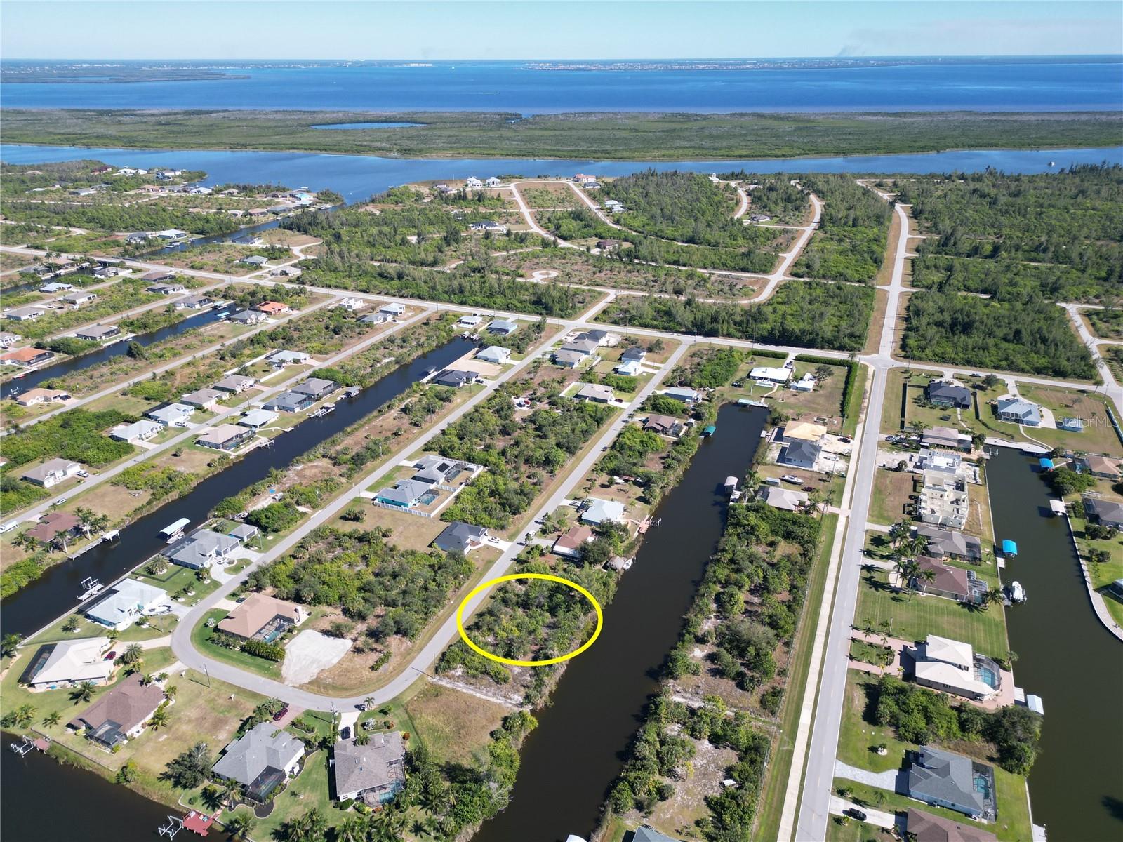 15706 Stuart Circle, FL