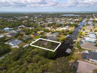 18262 Van Nuys Cir, FL