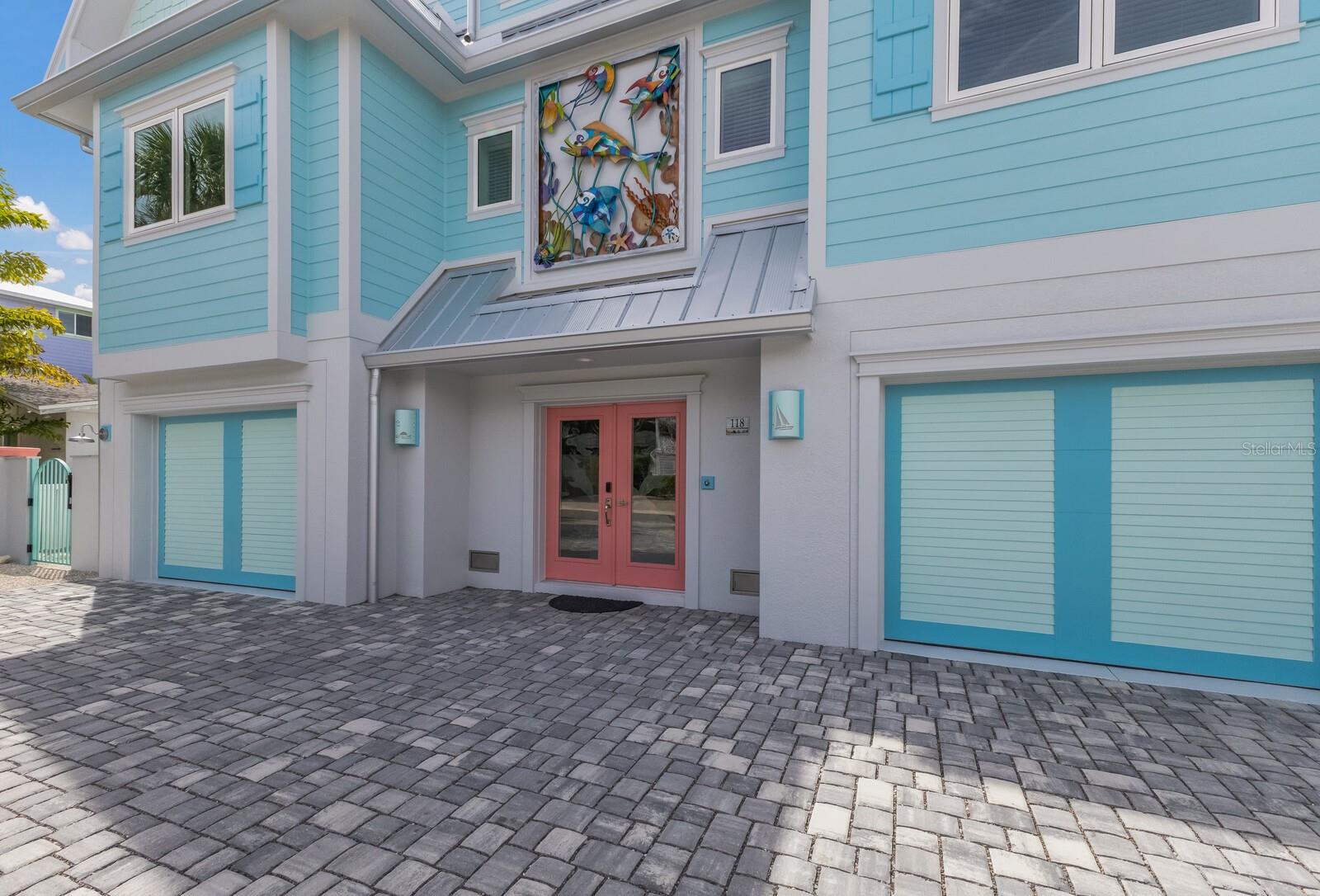 118 Mangrove Avenue, FL
