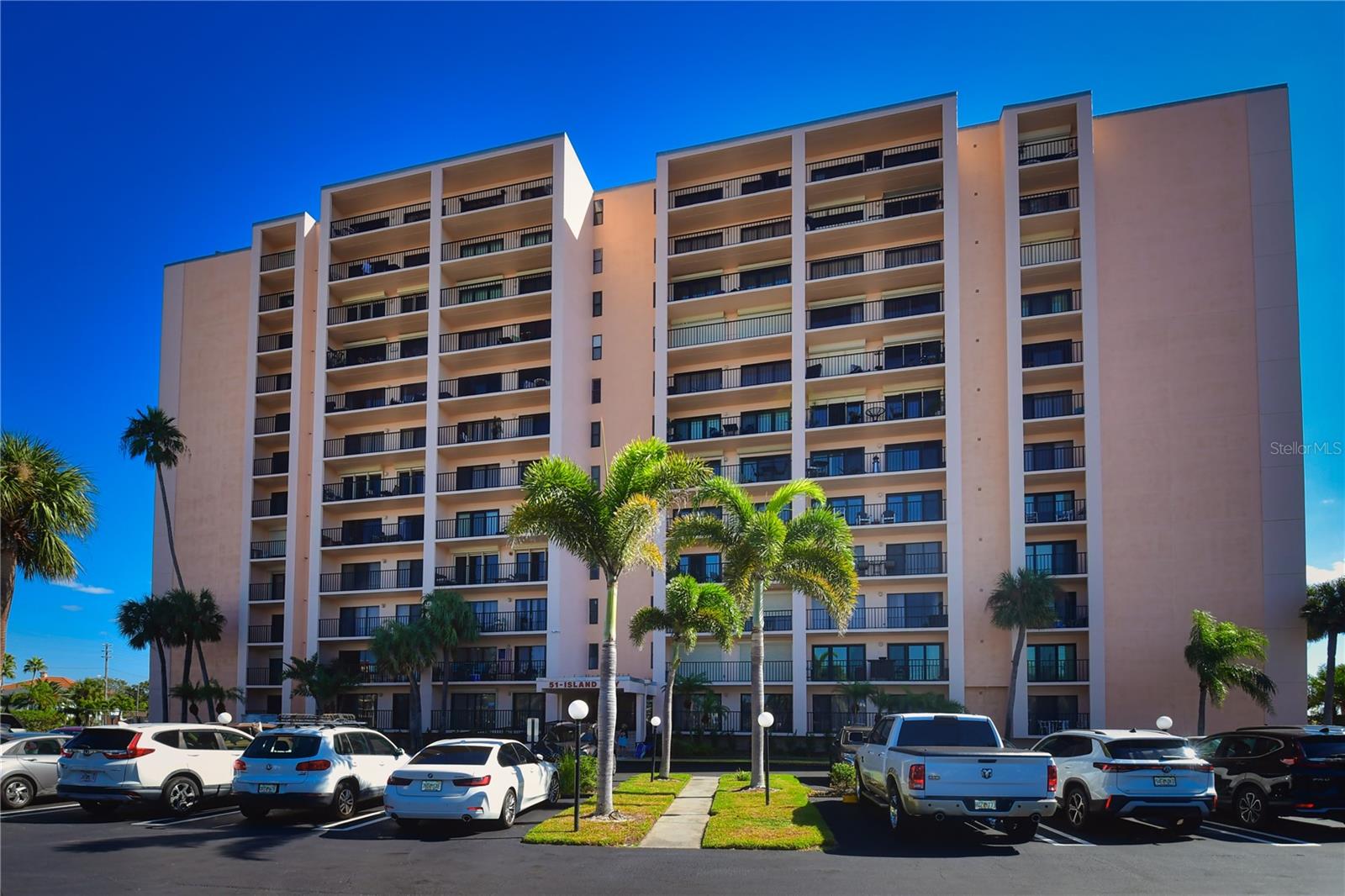 51 Island Way, FL