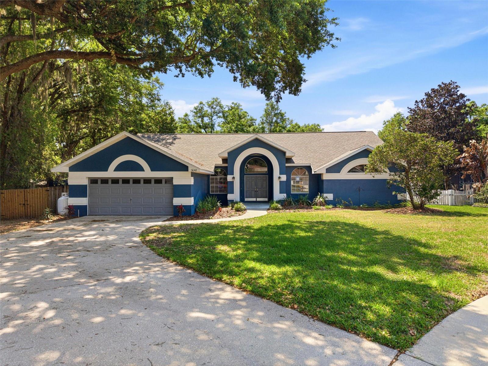 3042 Colonial Ridge Dr, FL