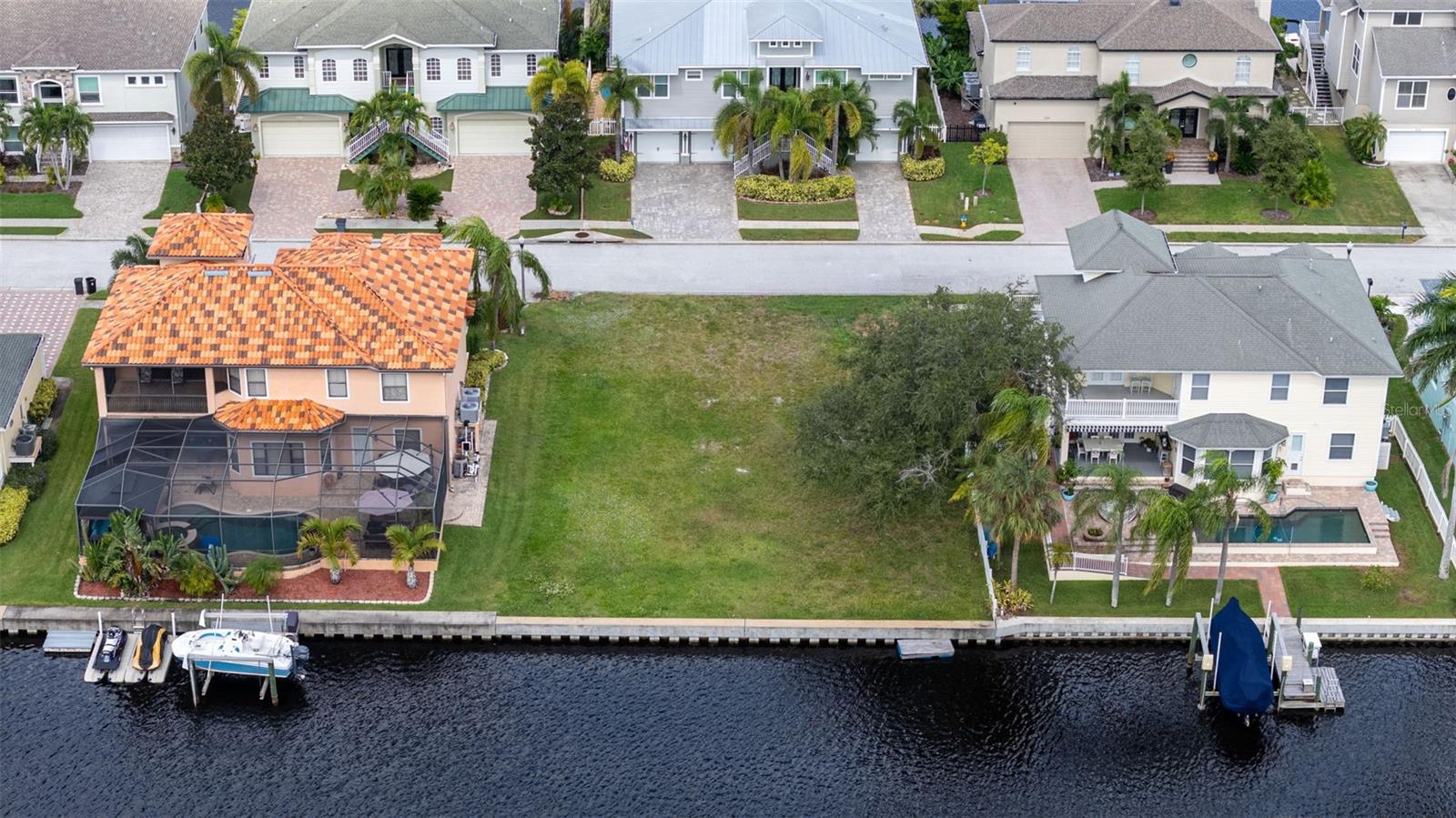 316 Manatee Lane, FL