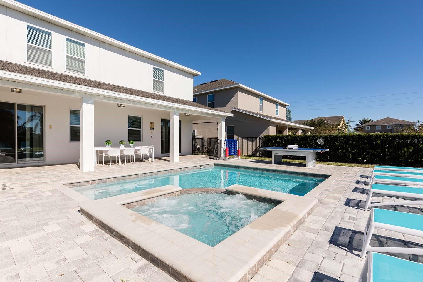 7602 Mackinaw Ln, FL