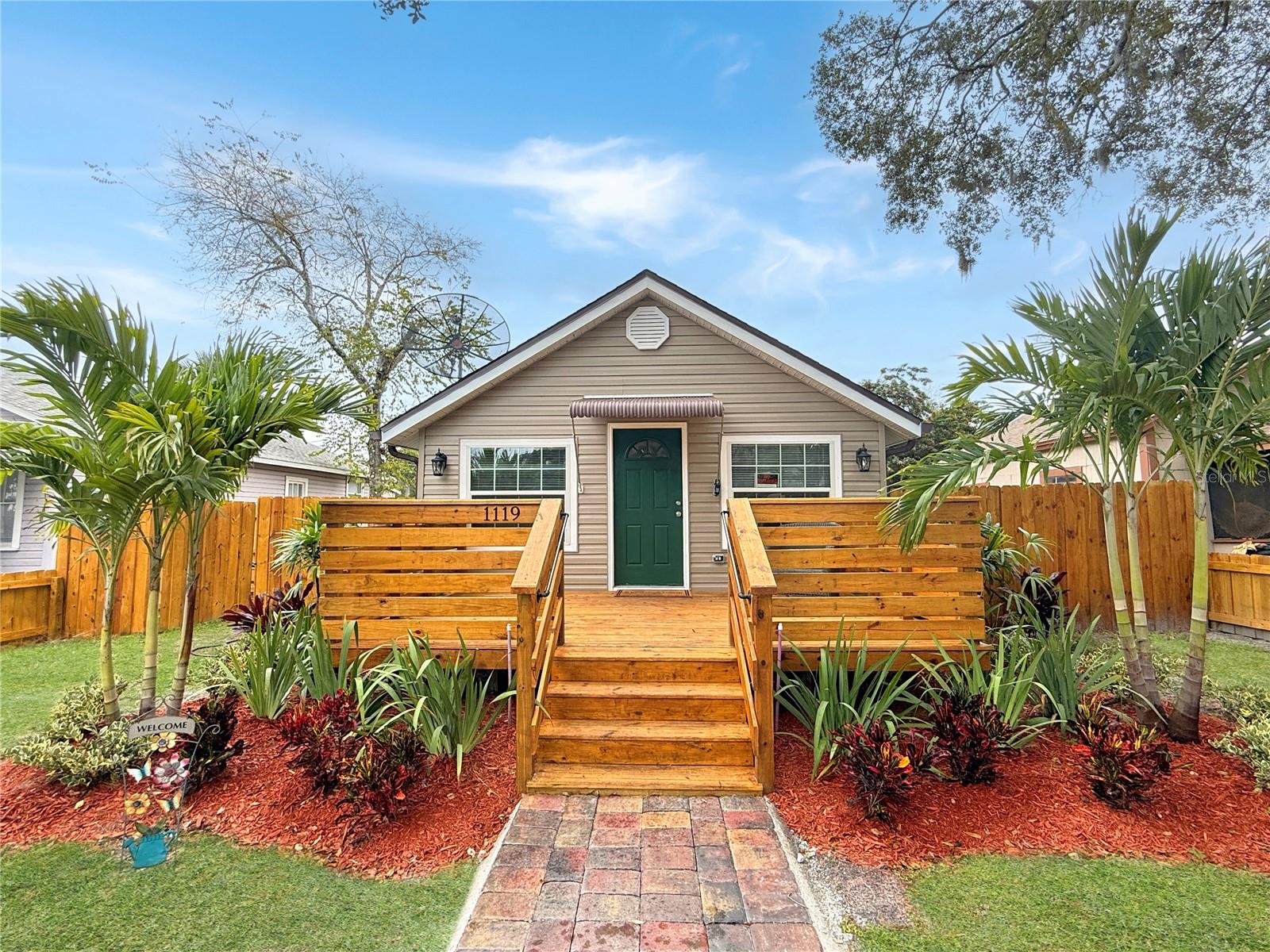 1119 Hickory Avenue, FL