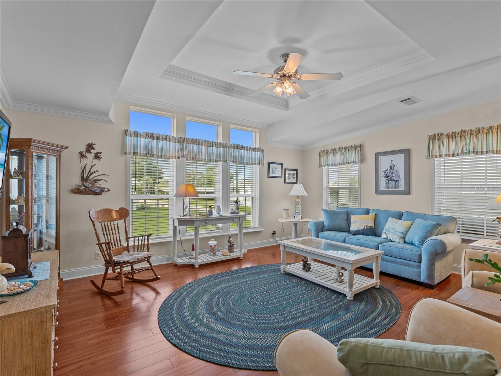 10054 Collingwood Avenue, FL