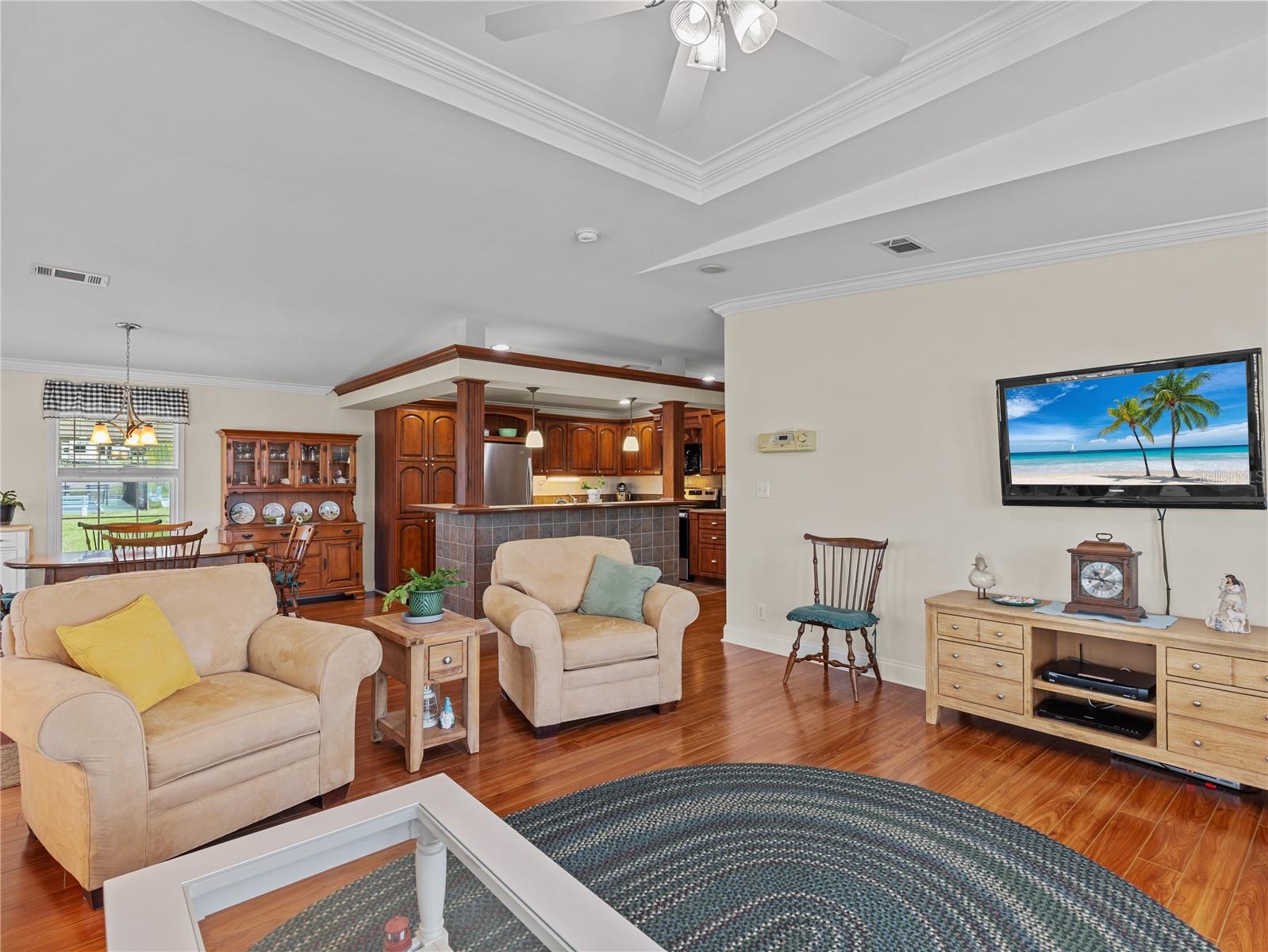 10054 Collingwood Avenue, FL