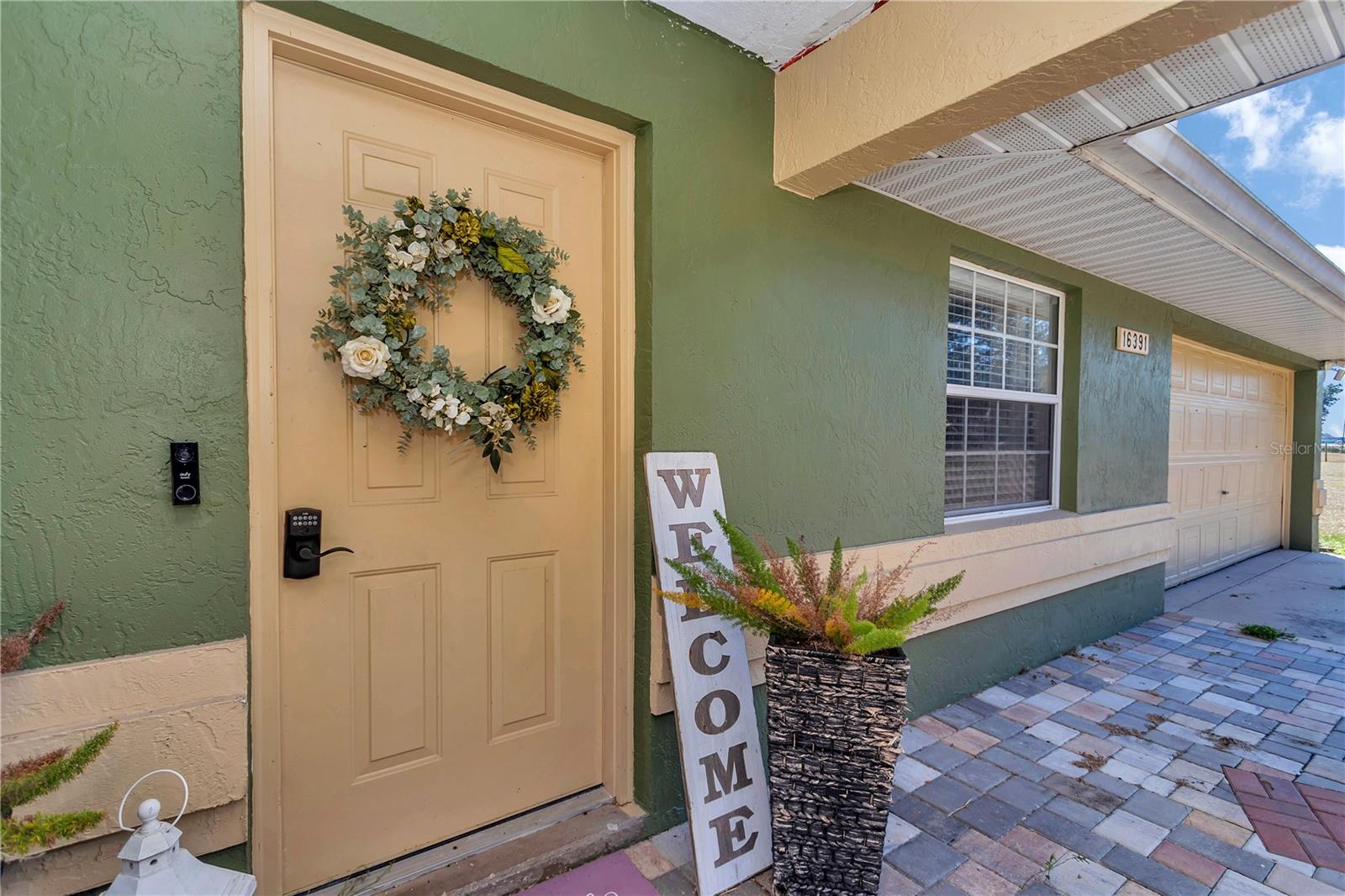 16391 Magnolia Avenue, FL