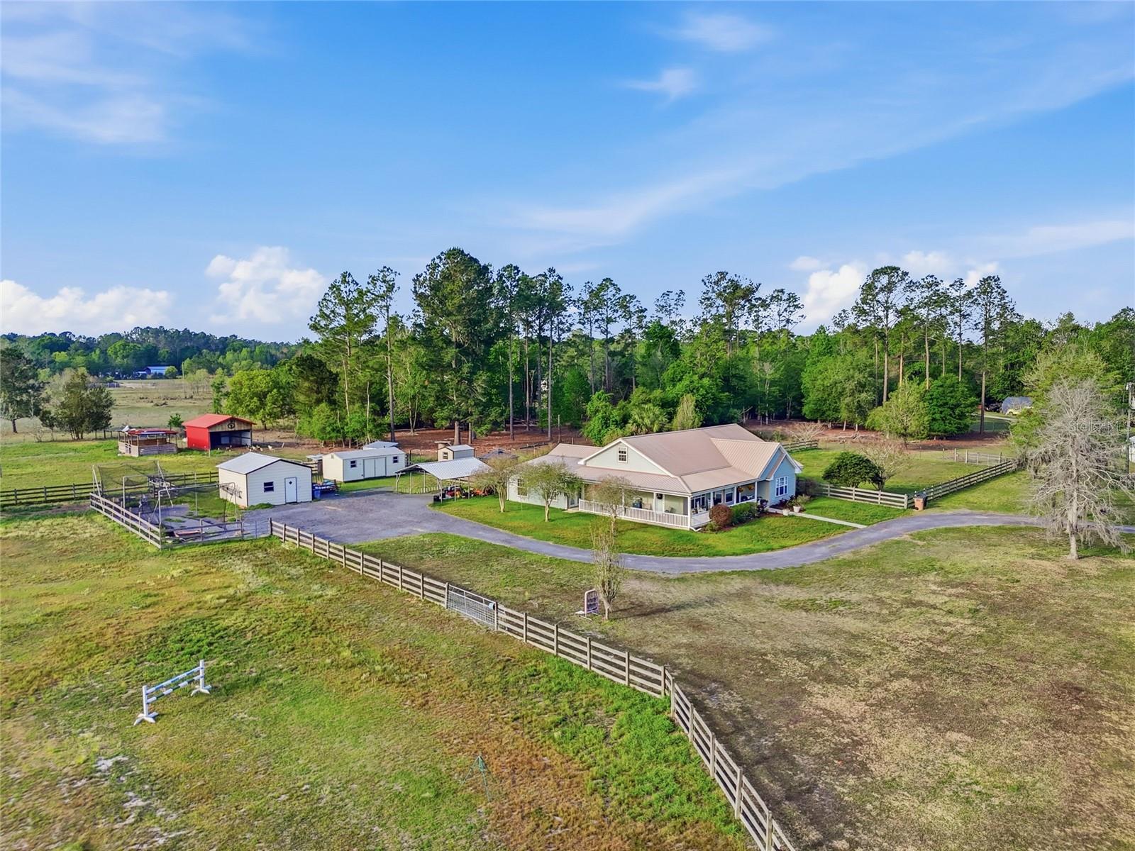 6864 Nw County Road 229a, FL