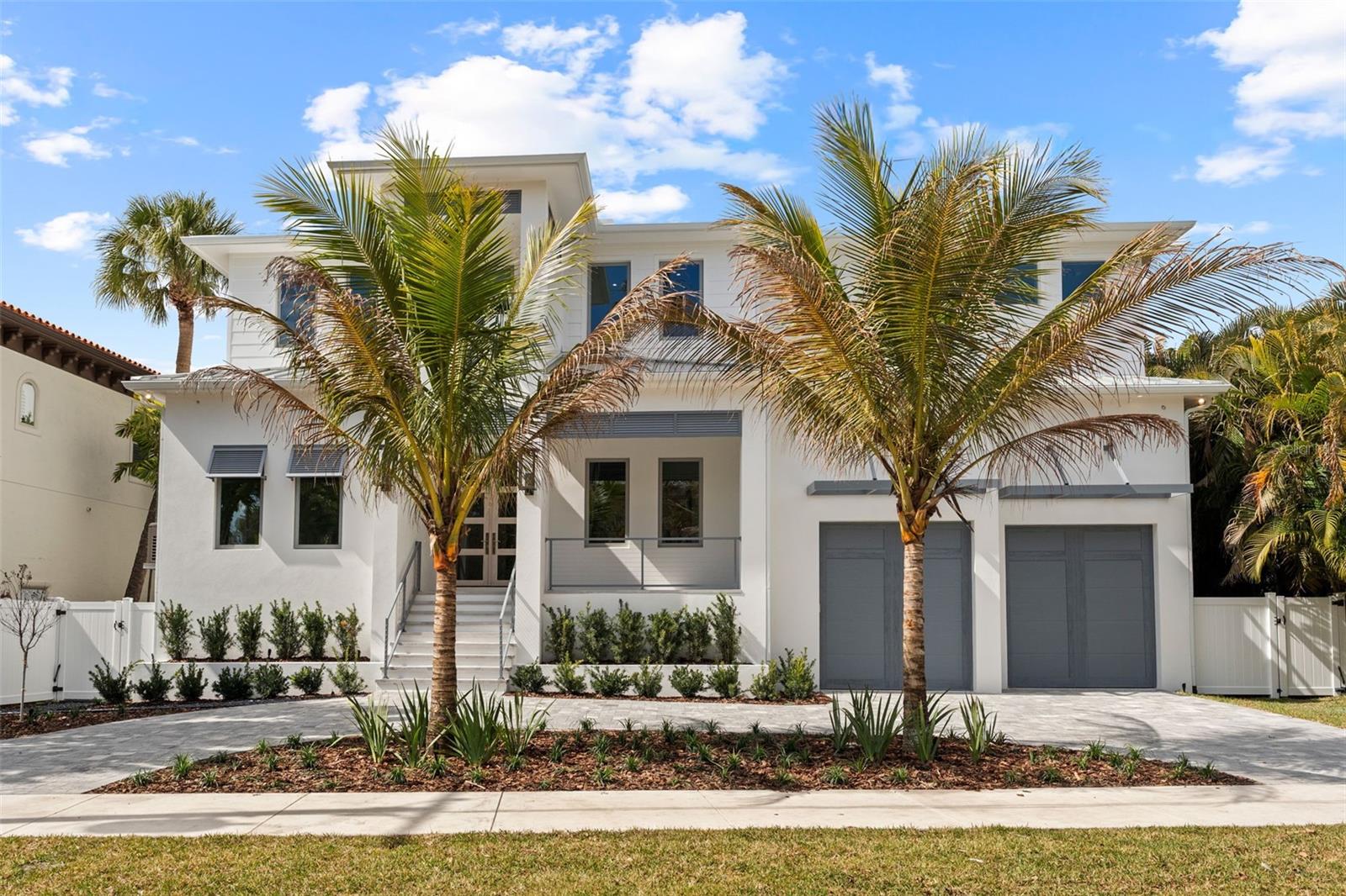 423 Royal Poinciana Drive, FL