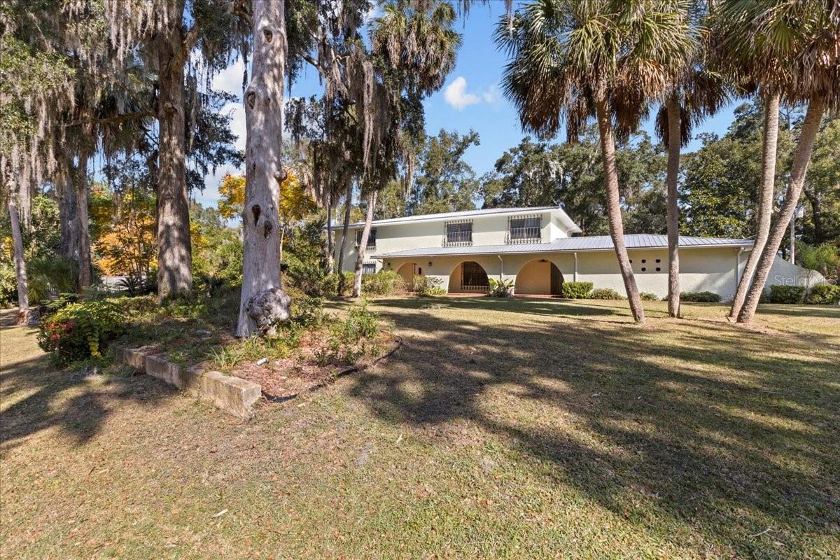 155 S Court St, FL