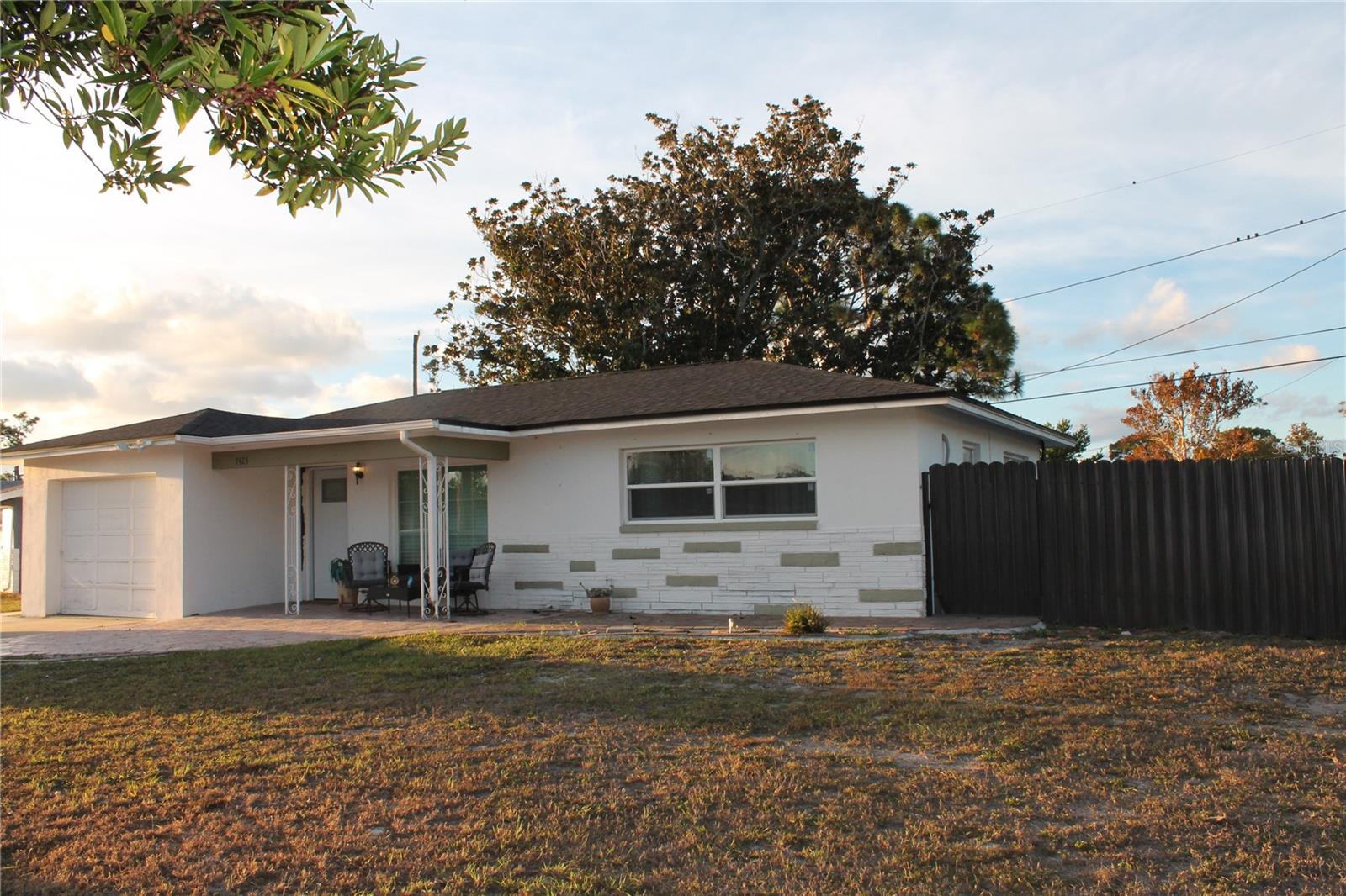 7423 Star Dust Dr, FL