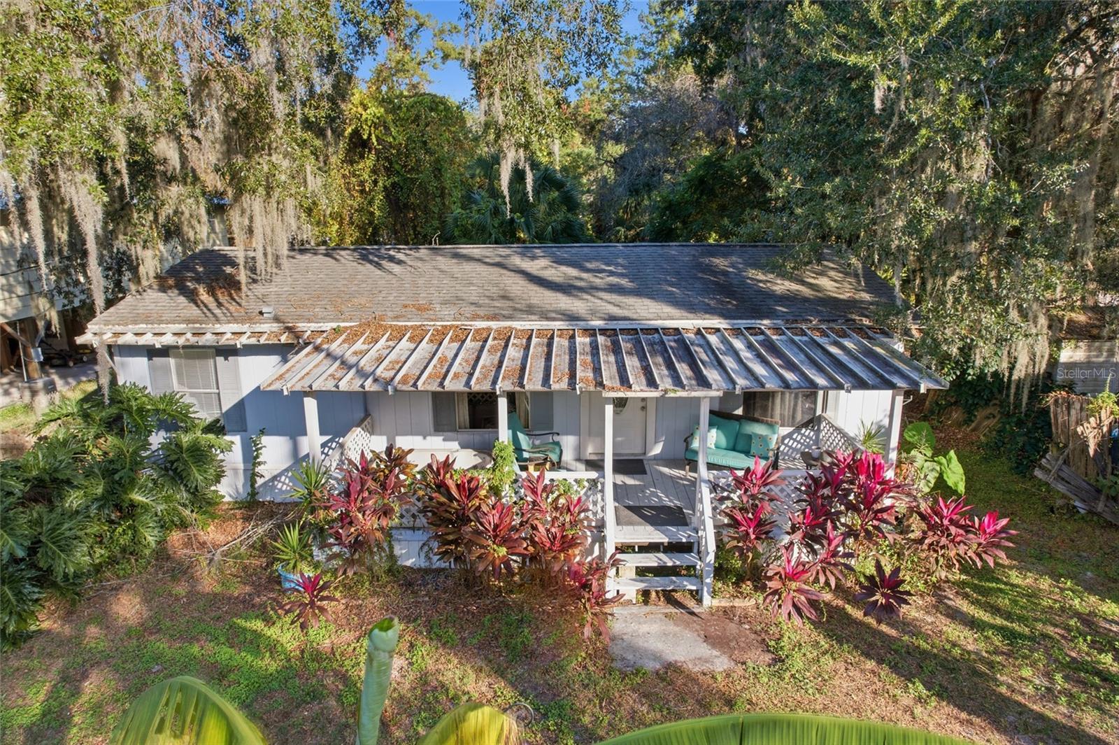 843 Cr 484, FL