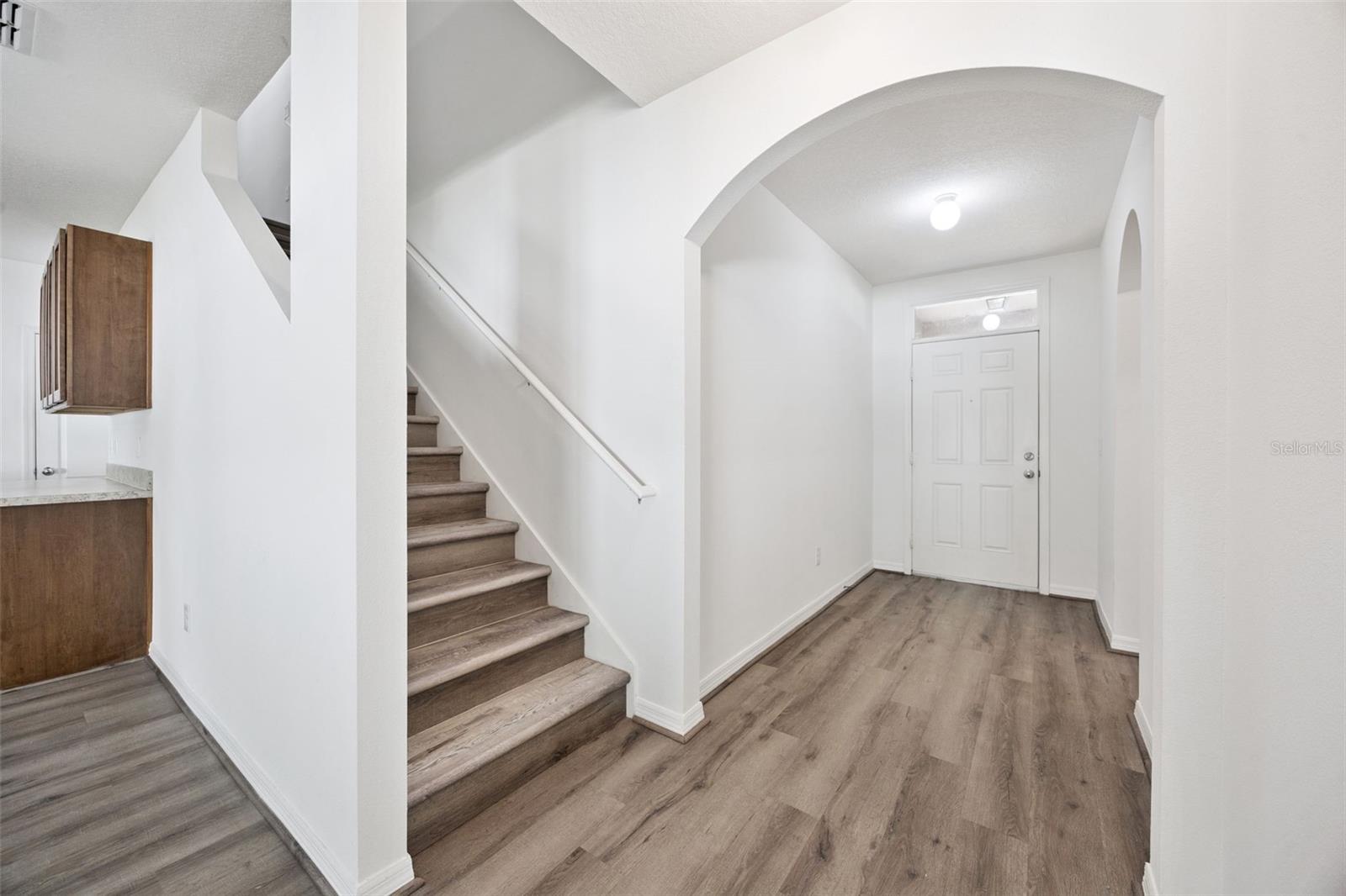 103 Cinnamon Oak Drive, FL