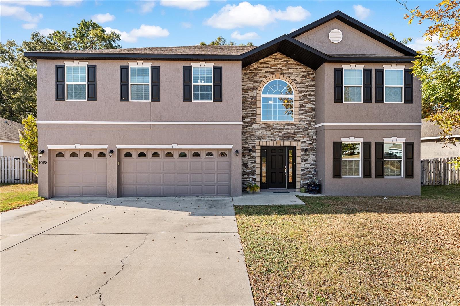 1048 Nw 233rd Dr, FL