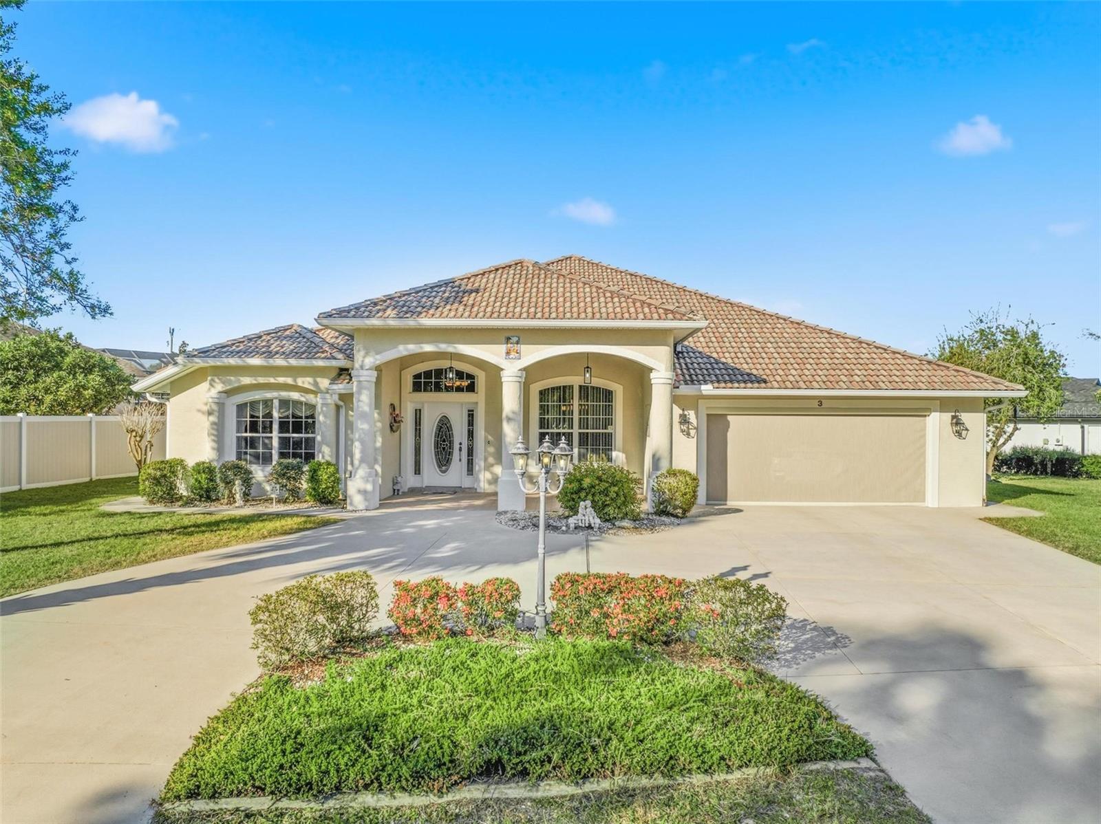 3 Falls Place, FL