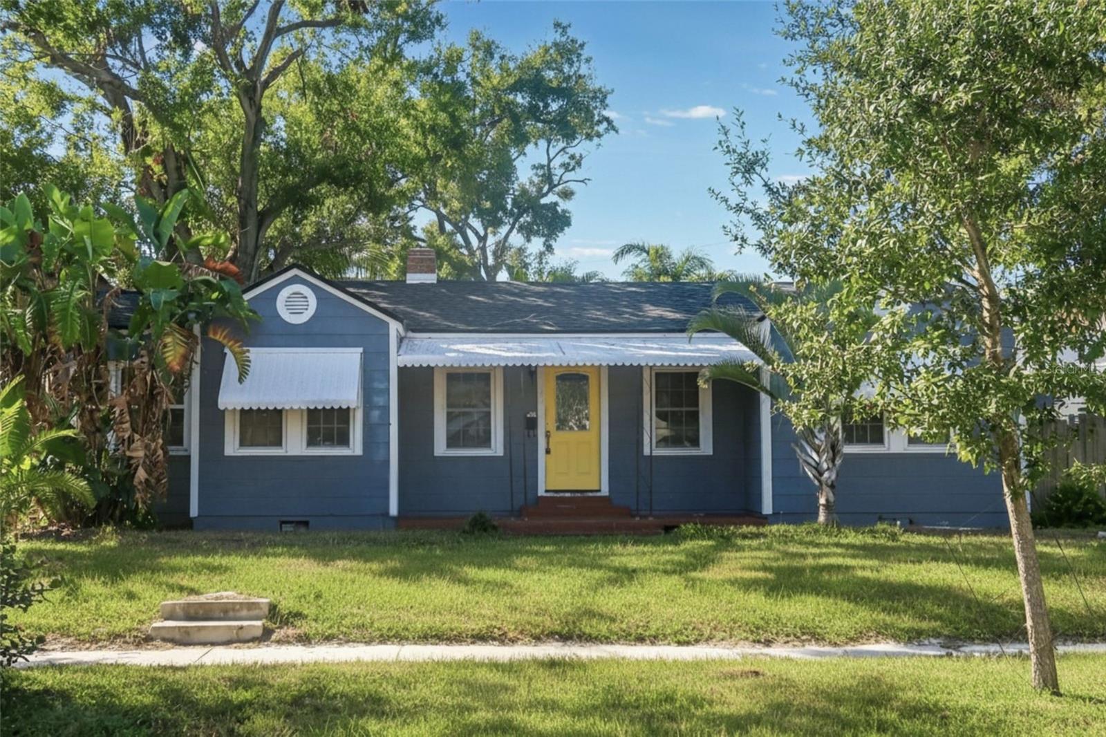 215 S Beverly Ave, FL
