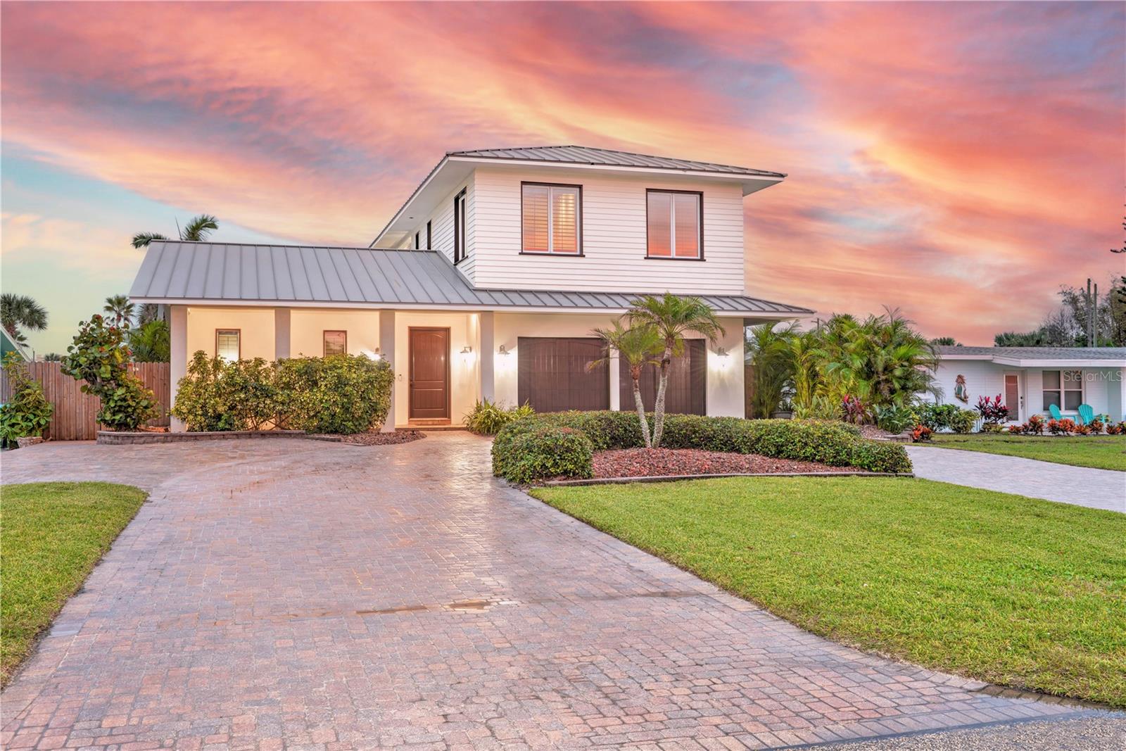 108 Broad Ave, FL
