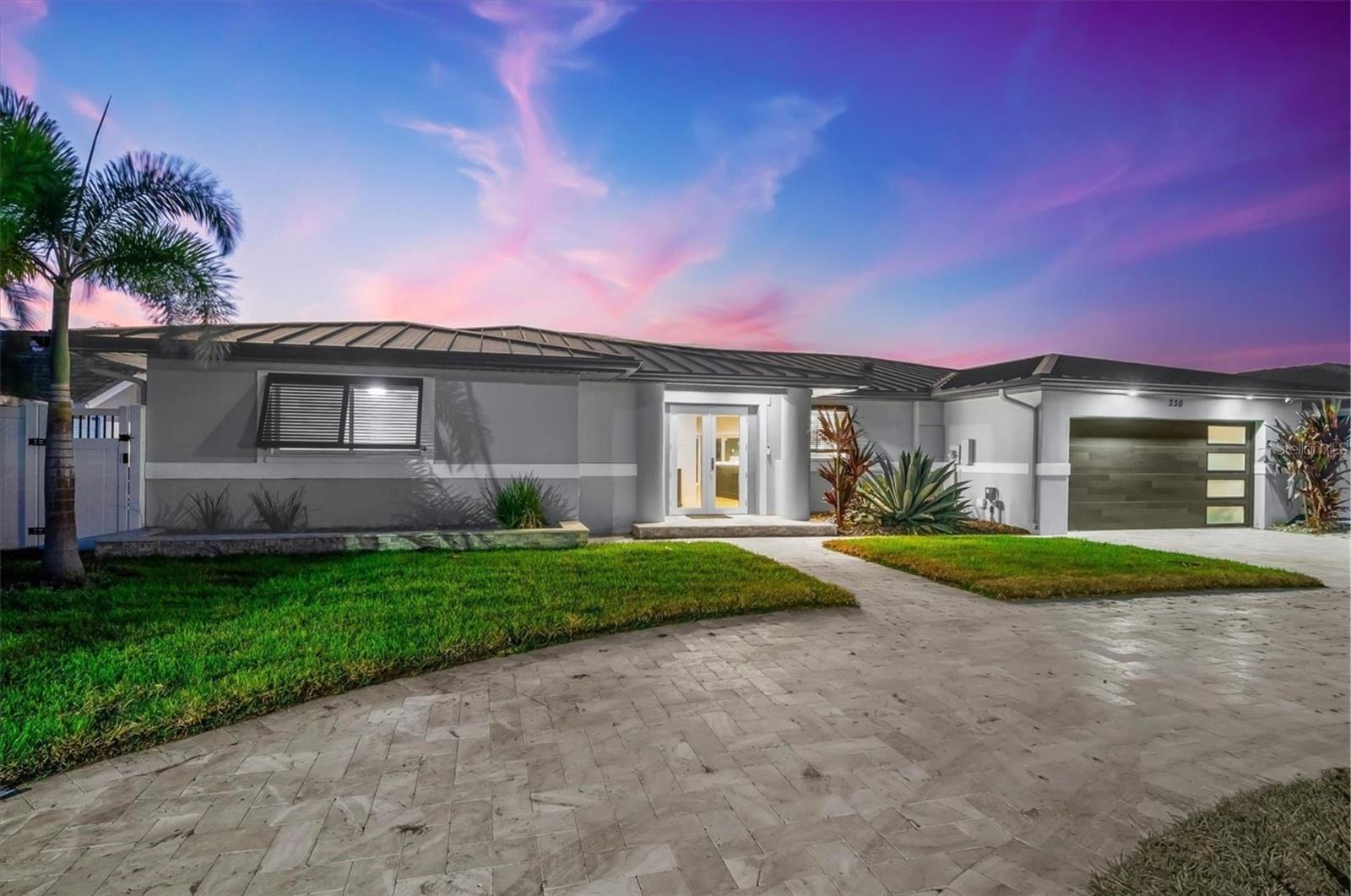 330 Leeward Island, FL